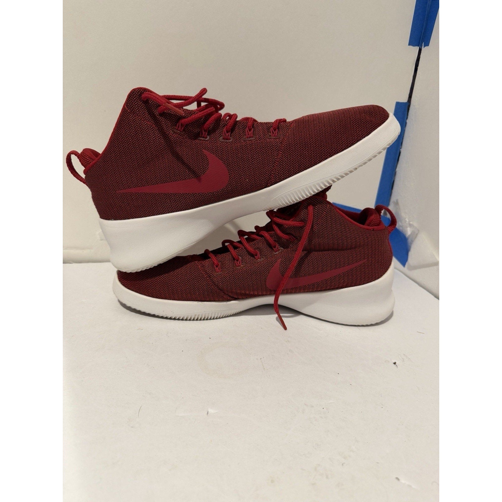 Size 13 - Nike Hyperfresh