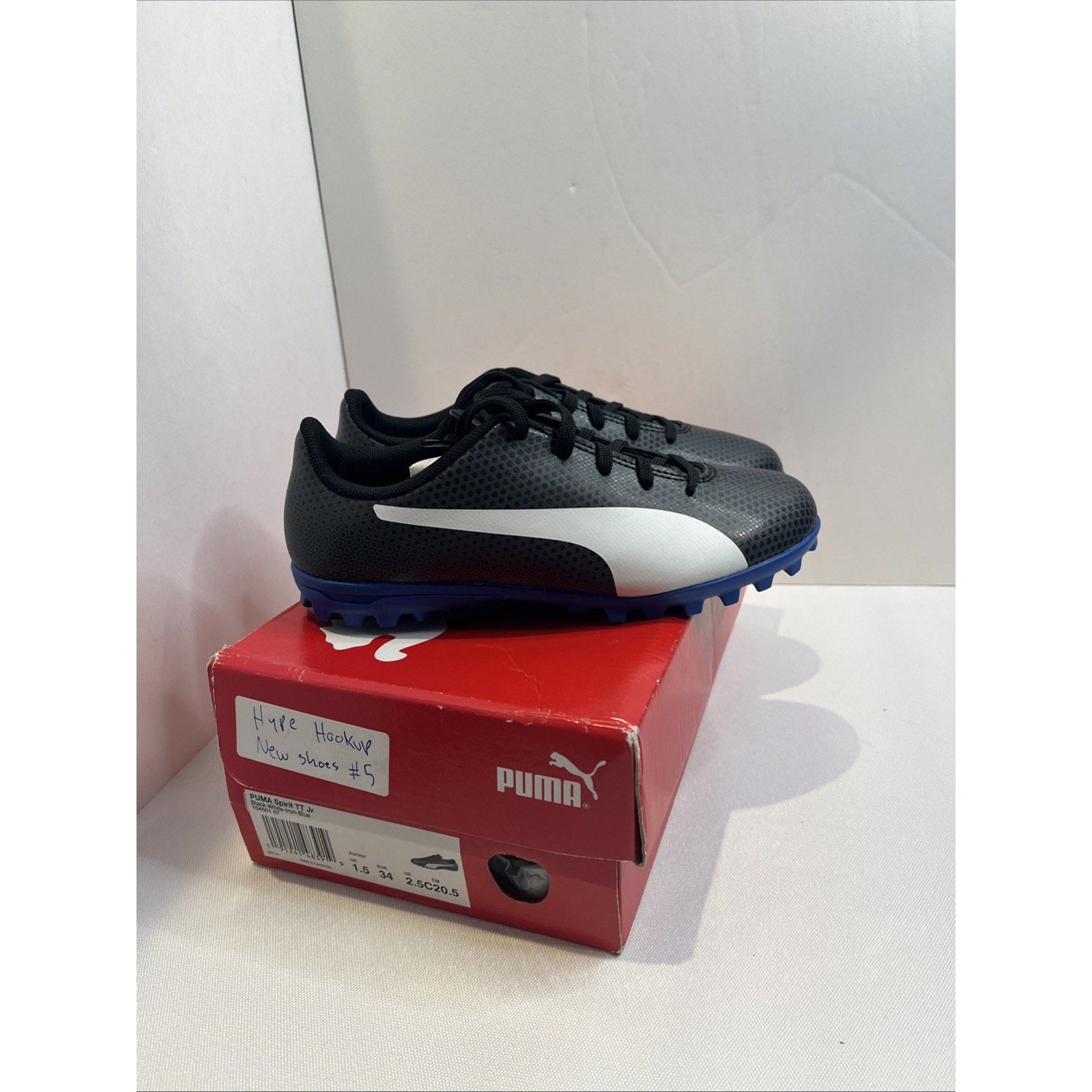 Size 2.5 Y Puma Spirit TT Jr Cleats