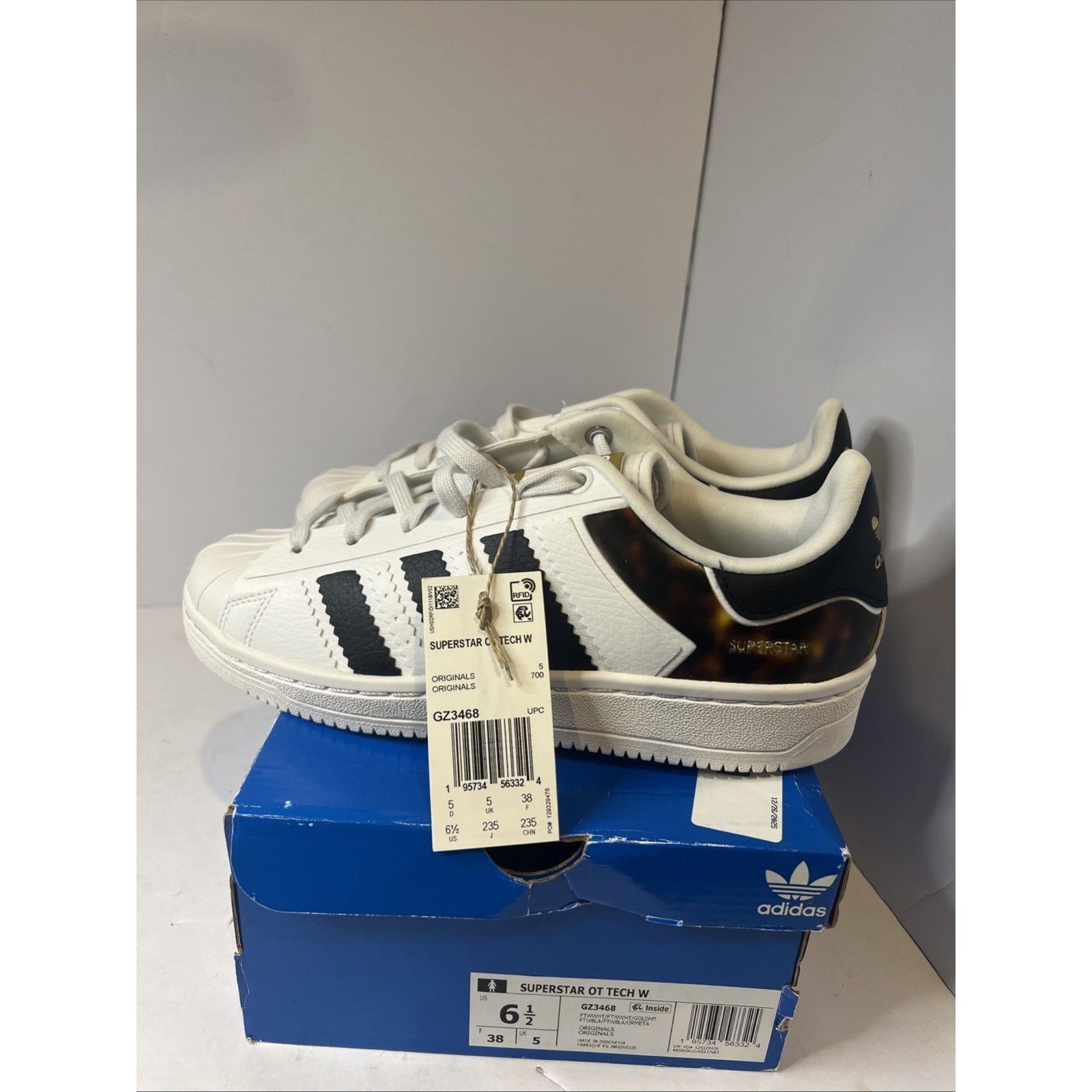 Size 6.5y - Adidas Superstar Ot Tech