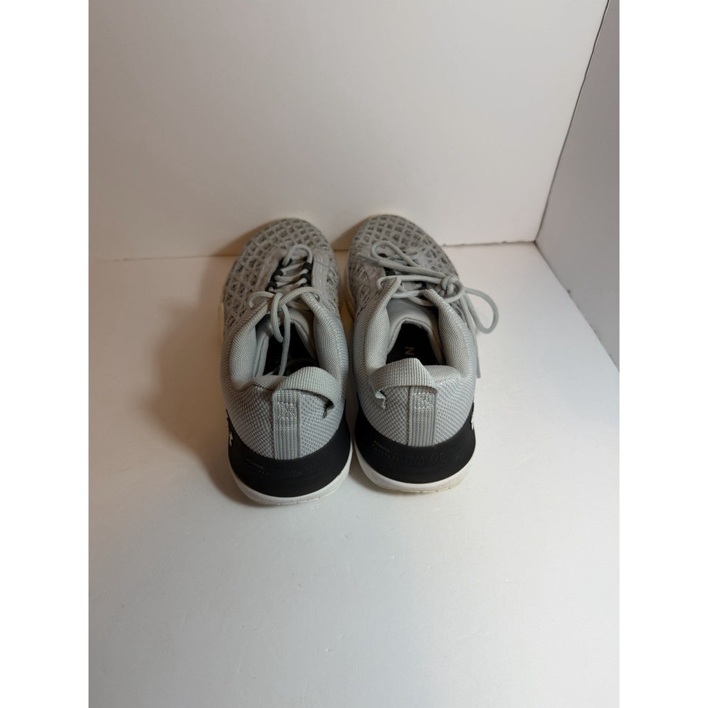 Sizes 9 - under armor tribase reign 5