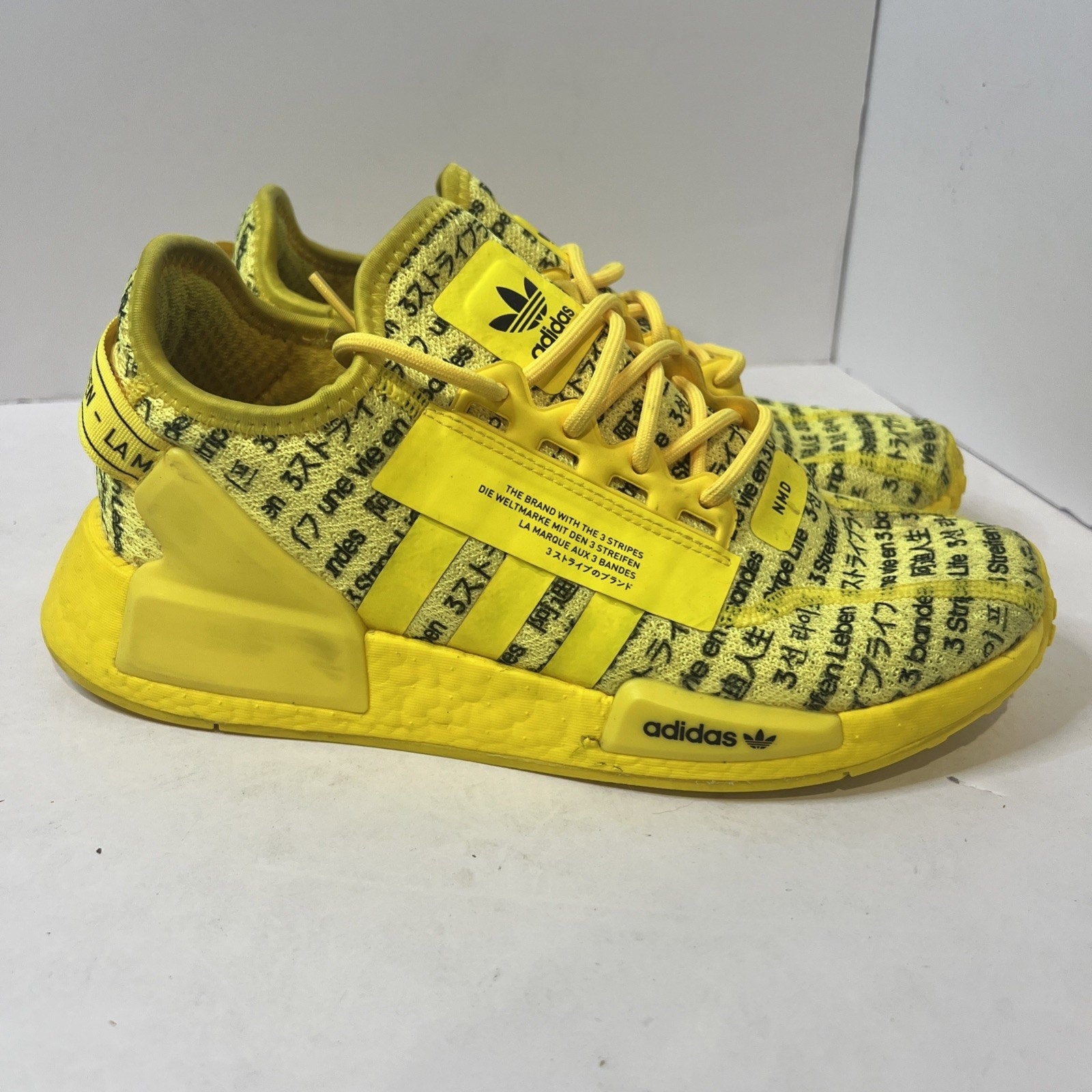 Size 6y - Adidas Nmd Yellow All Over Logo