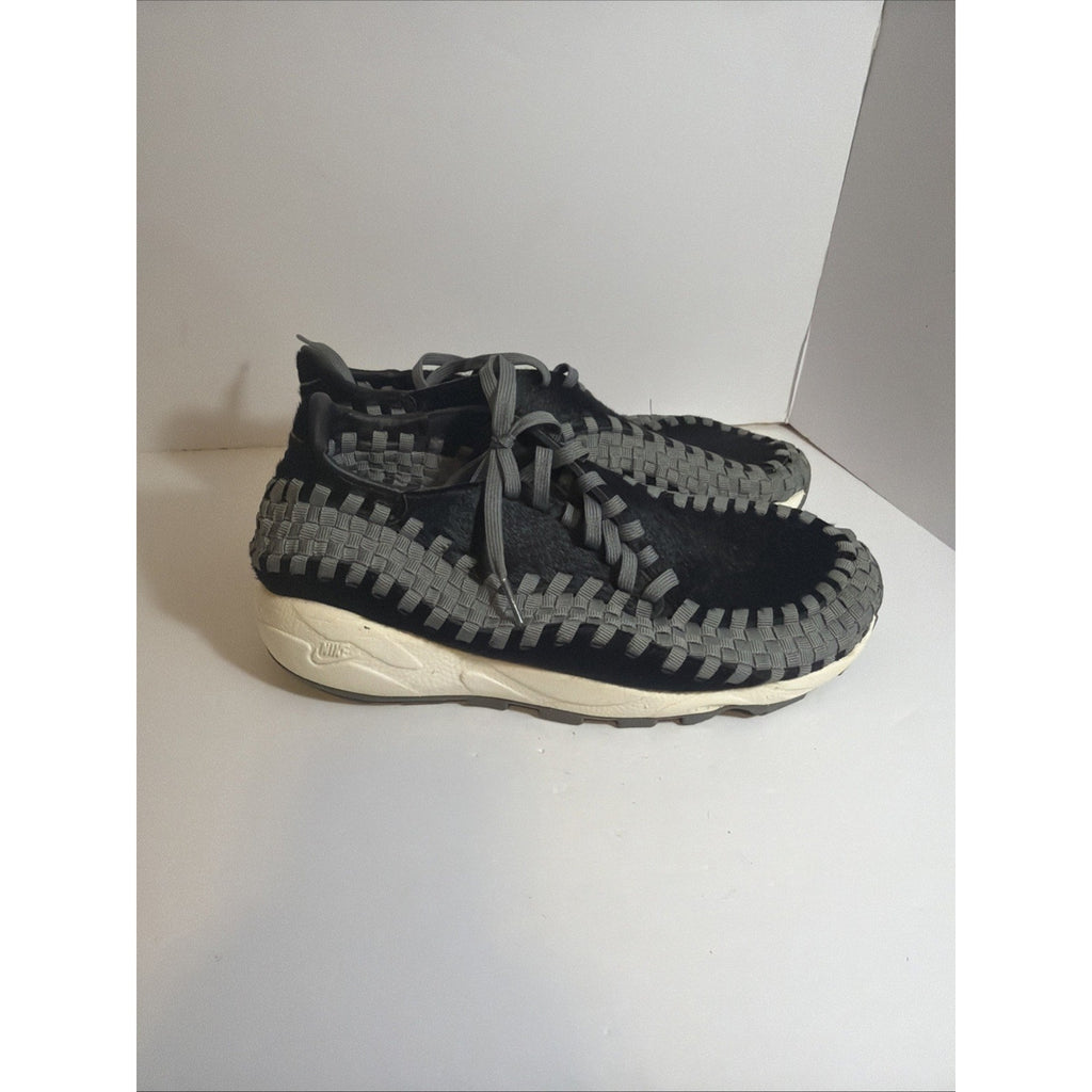 Size 10 women - Nike Air Footscape Woven Black