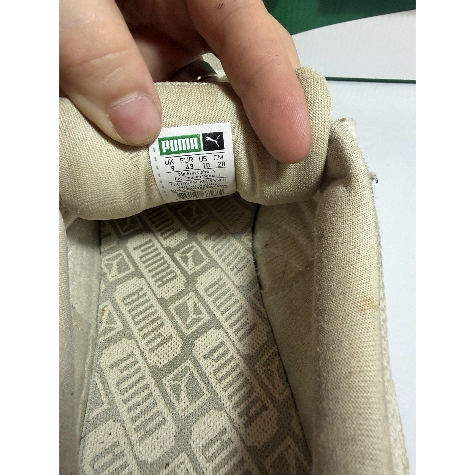 Size 10 - Puma Basket Rip Stock