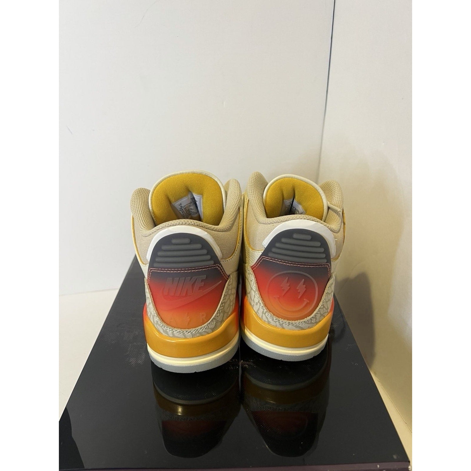 Size 6y - Jordan 3 j balvin sunset