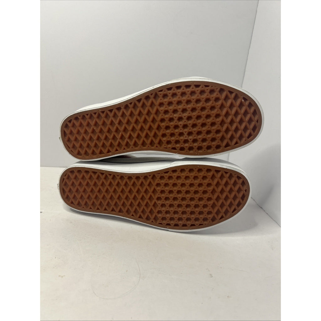 Size 6.5y - Vans White And Black Low