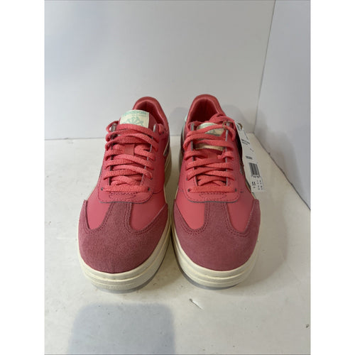 Size 5.5y - Reebok Campio Pink Low Top