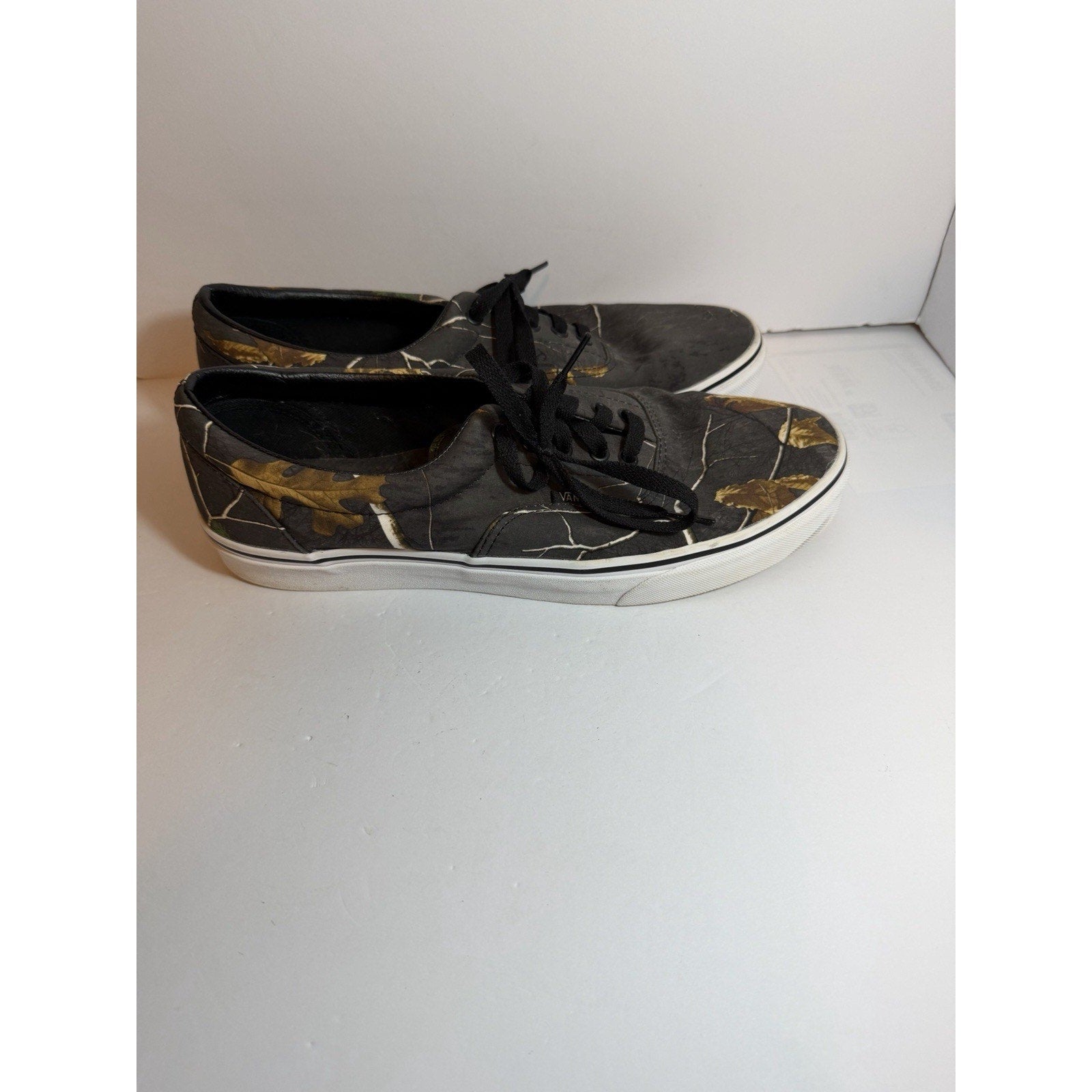 Size 12 - Vans Realtree Camo