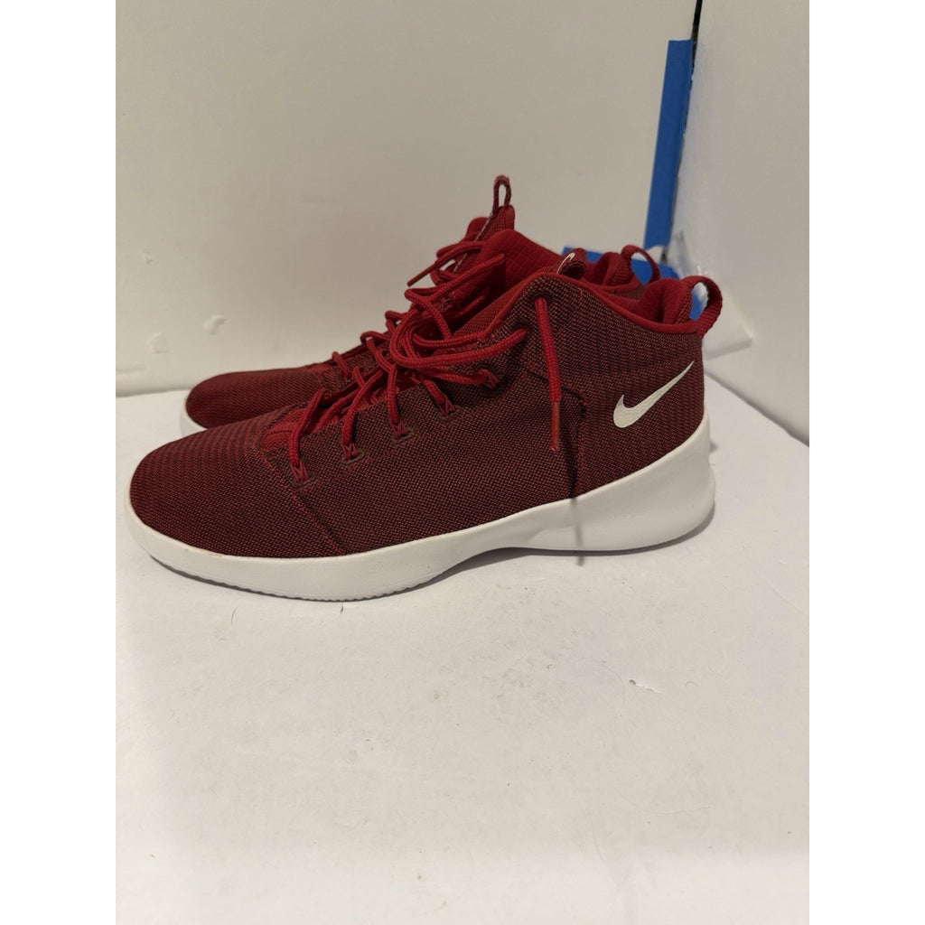 Size 13 - Nike Hyperfresh