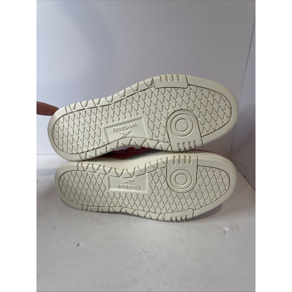 Size 5.5y - Reebok Campio Pink Low Top