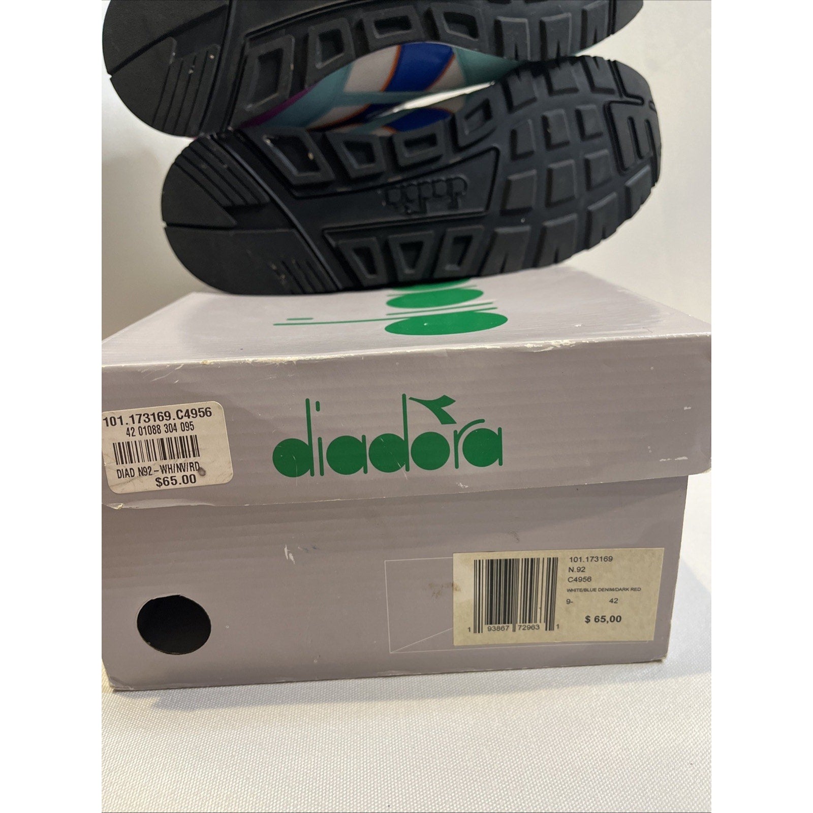Size 8.5 Mens Diadora Multicolor