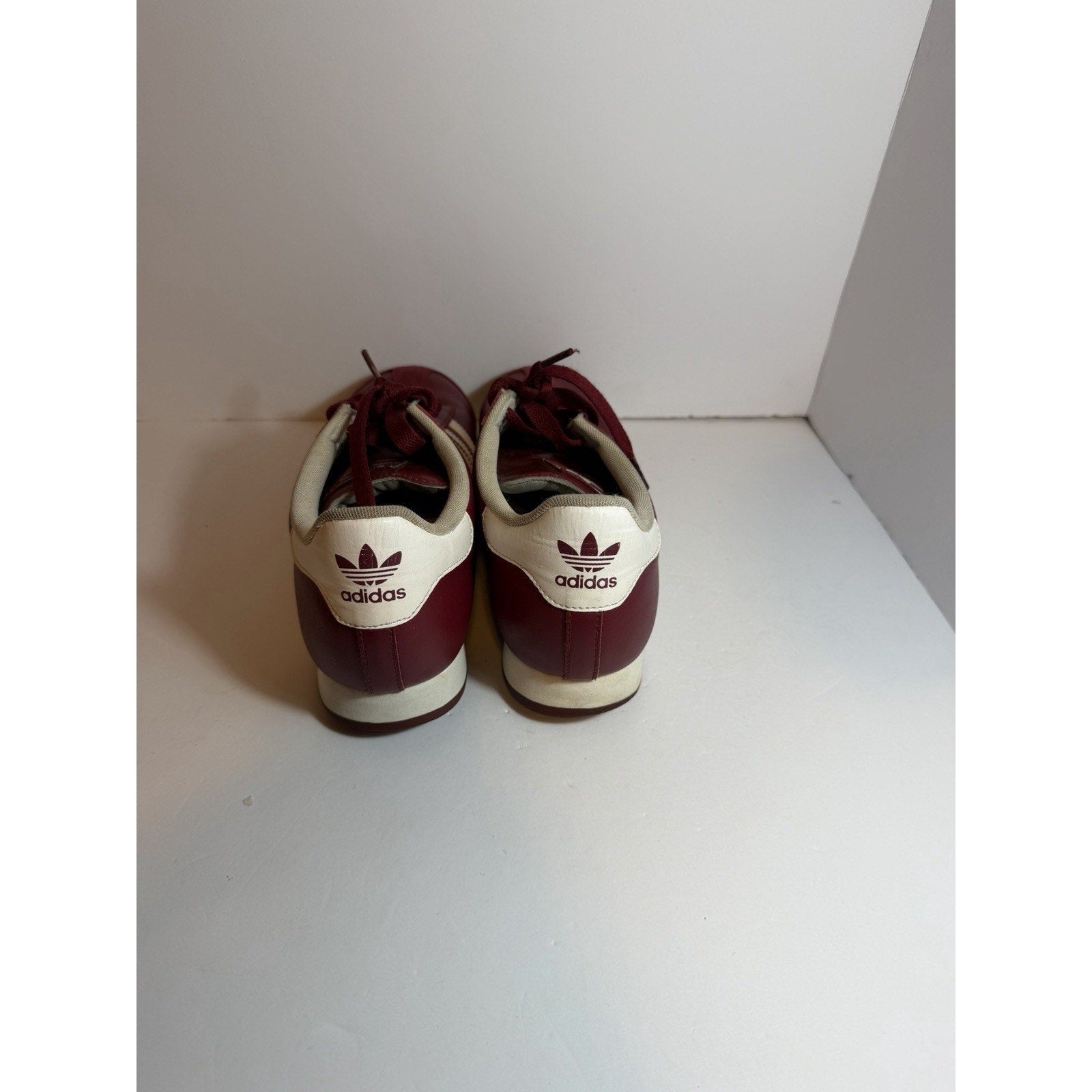 Size 8.5 - Adidas Samoa