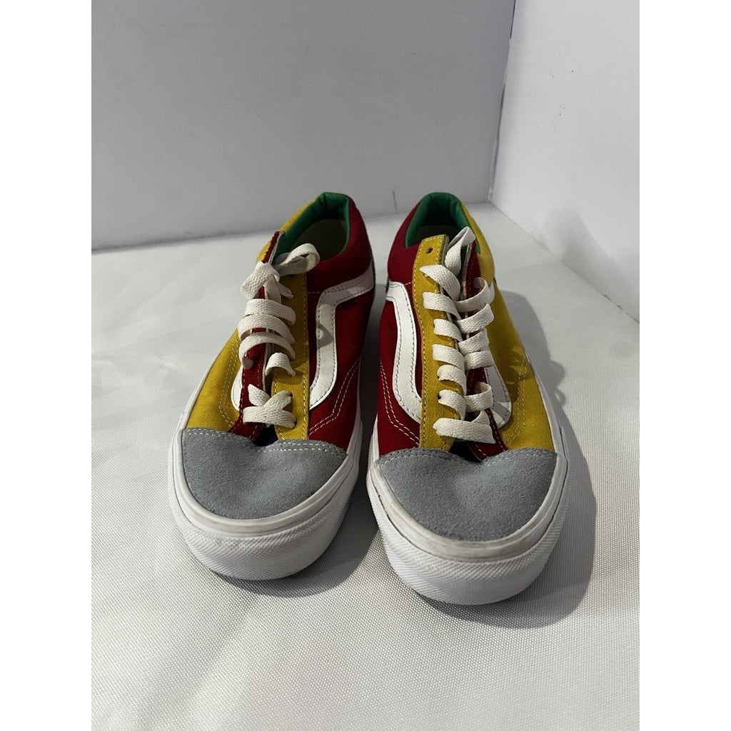 Size 6.5y- Vans Old Skool Yacht Club