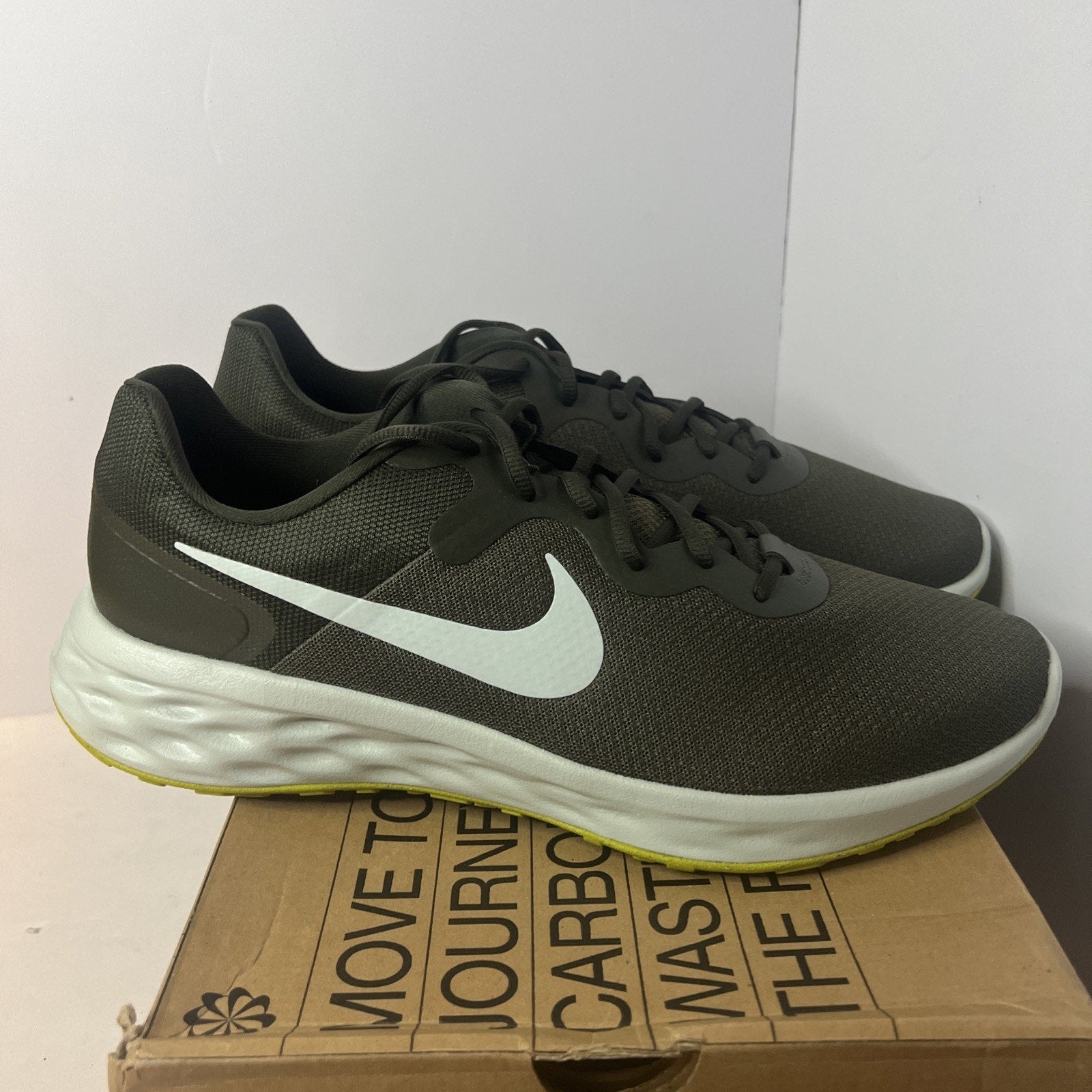 Size 14 - Nike Revolution 6