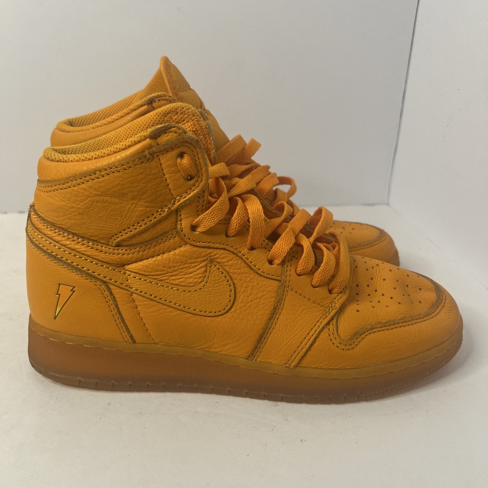 Size 5.5 - Air Jordan 1 Retro OG G8RD High Orange Peel