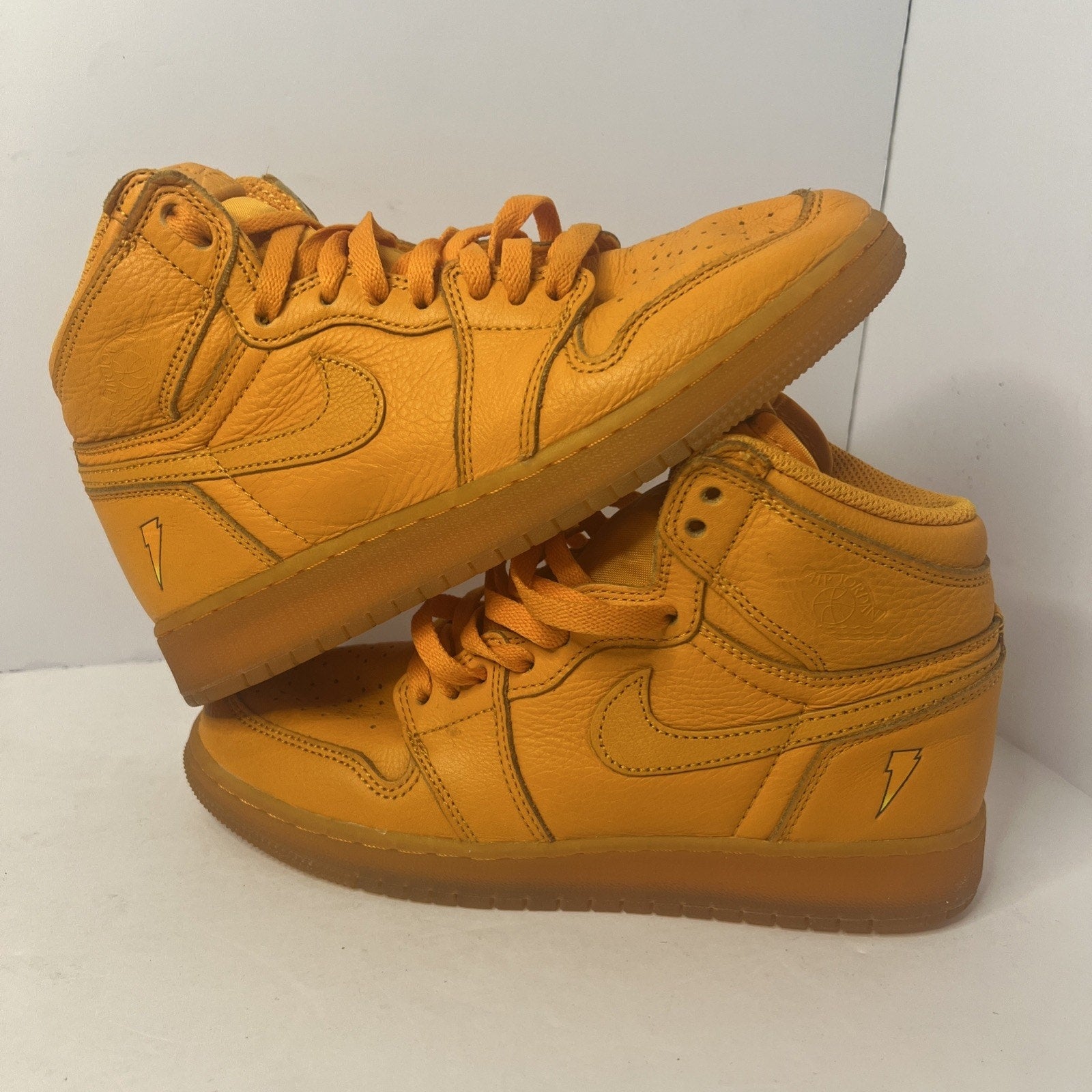 Size 5.5 - Air Jordan 1 Retro OG G8RD High Orange Peel
