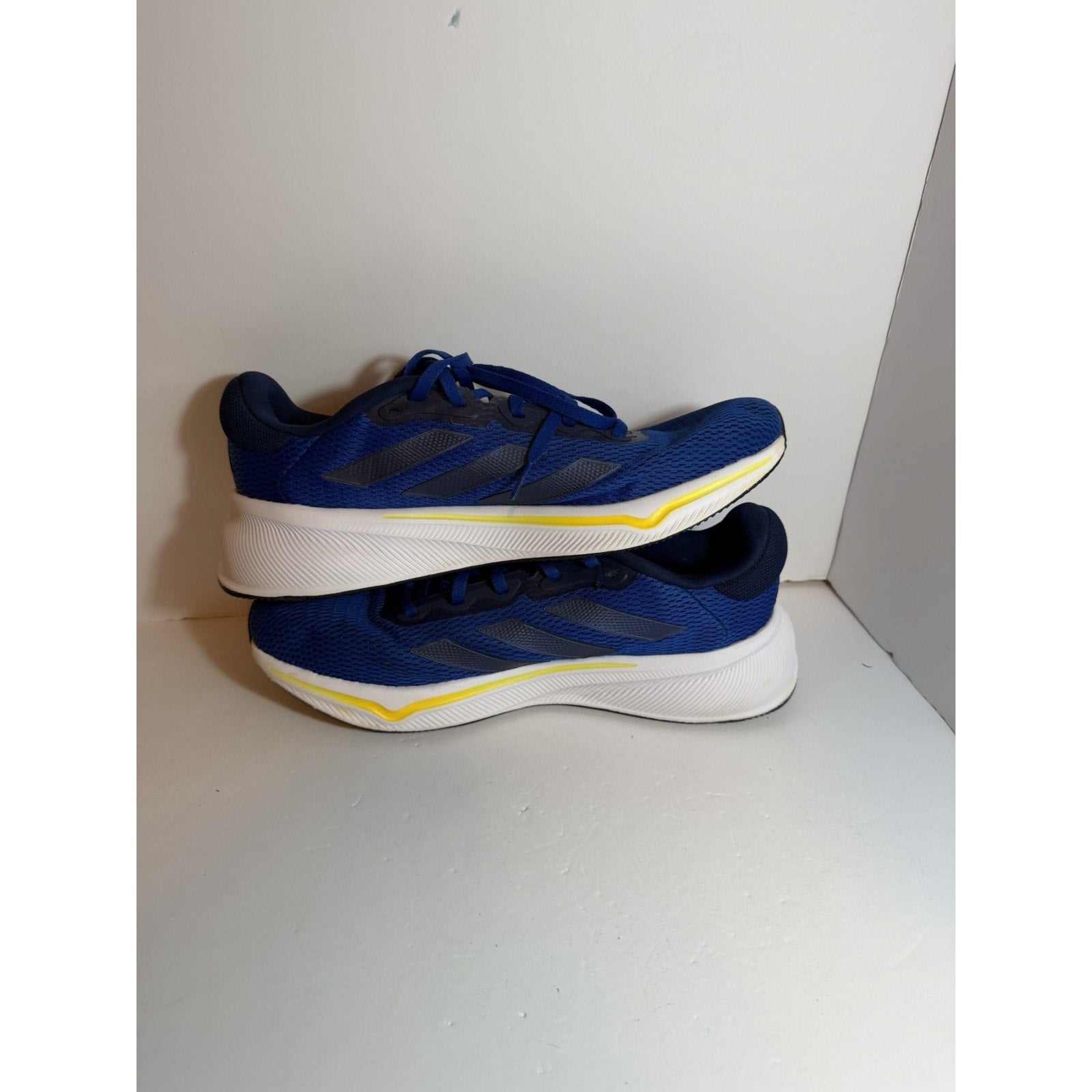 Size 9 - Adidas Response Royal Blue Spark