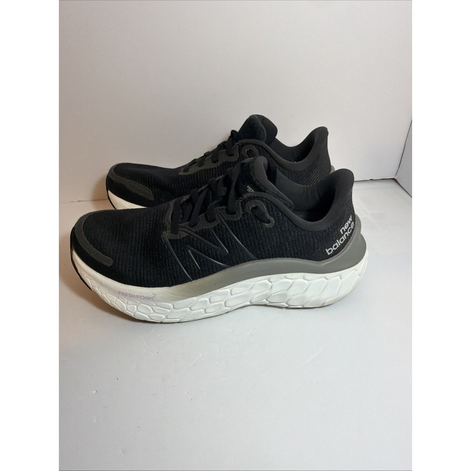 Size 5y - New Balance Fresh Foam X Kaiha Road Black Silver Metallic W