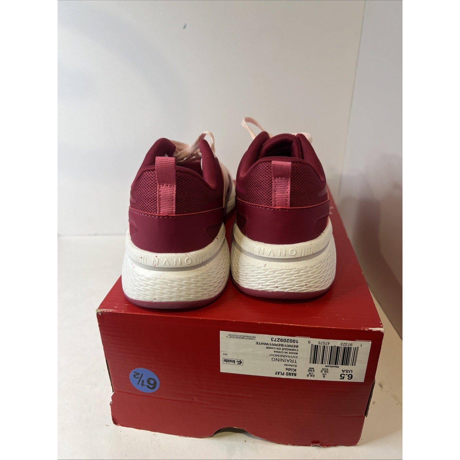 Size 6.5y - Reebok Nano Play Pink