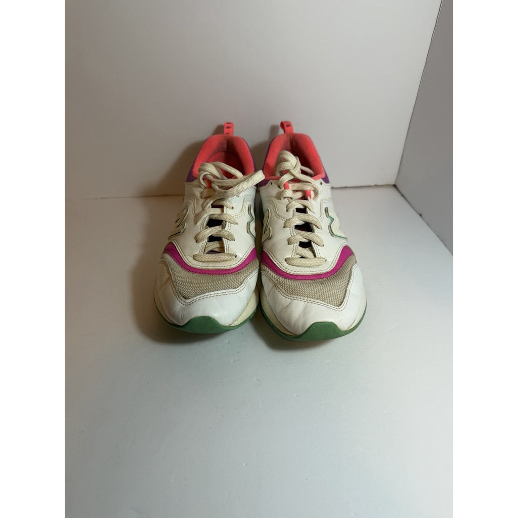 size 9 womens - new balance