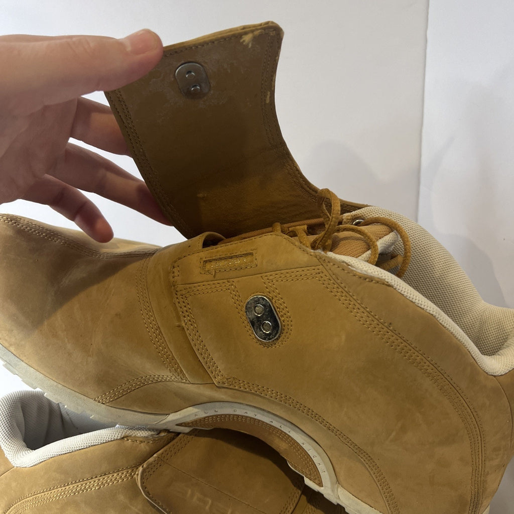 Size 14 - Kobe Adan 2 Wheat 2002