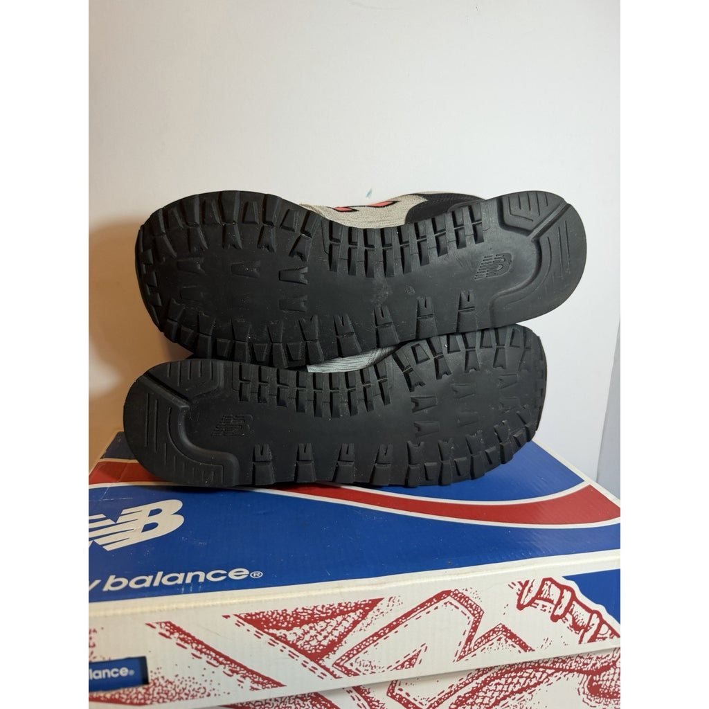 Size 10 - New Balance 574