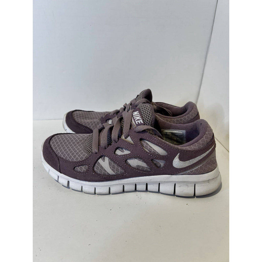 Size 8 Women - Nike Free Run
