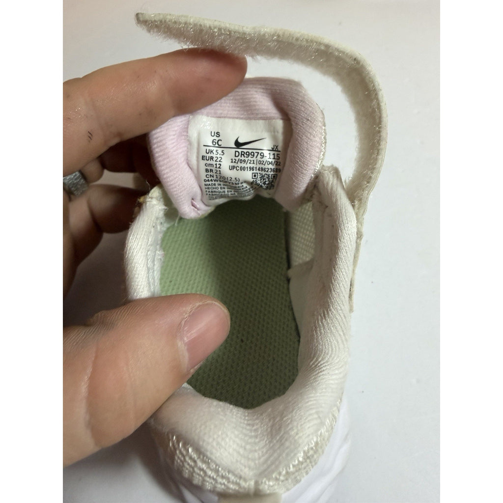 Size 6c -Nike revolution 6 next natare