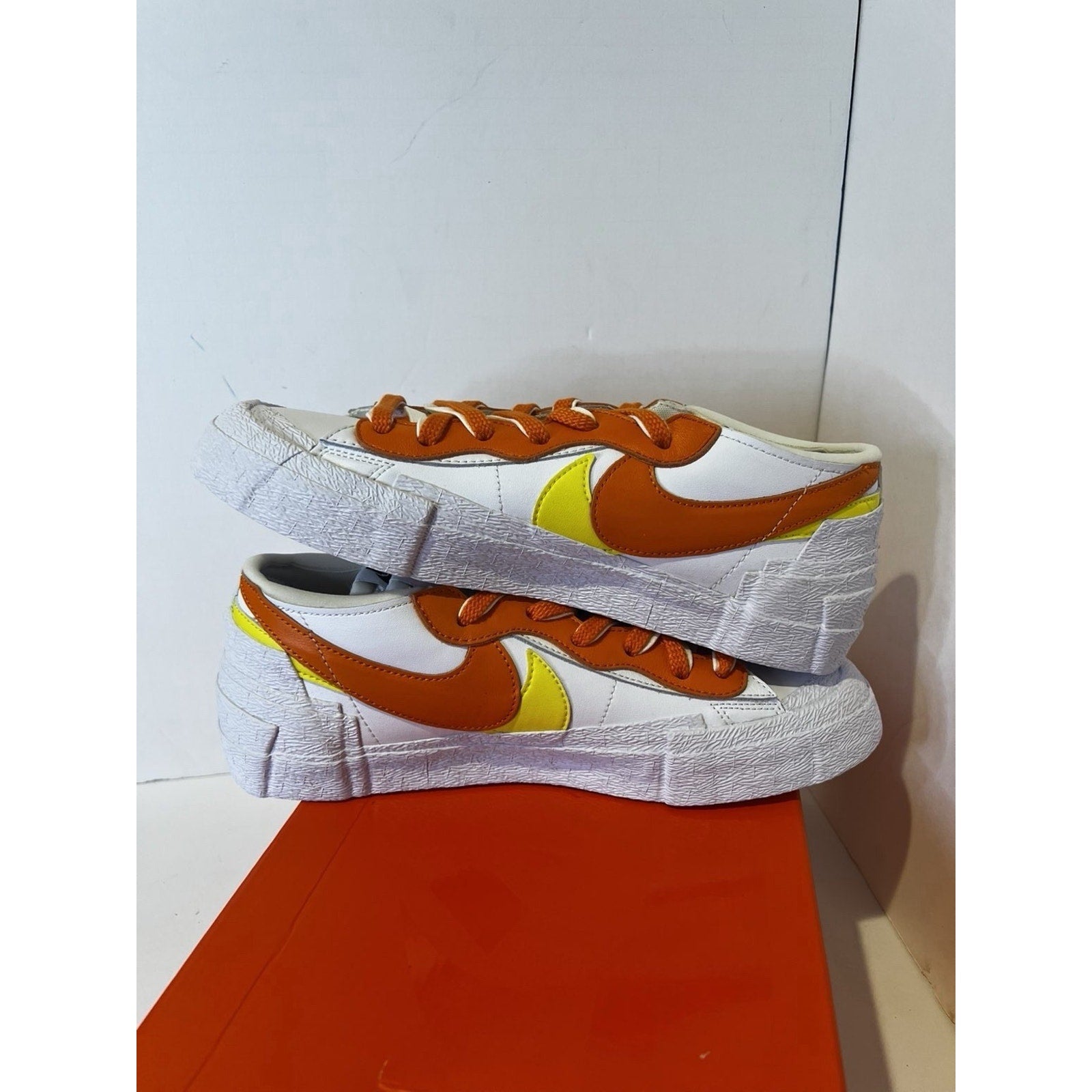 Size 9 - sacai x Nike Blazer Low Magma Orange