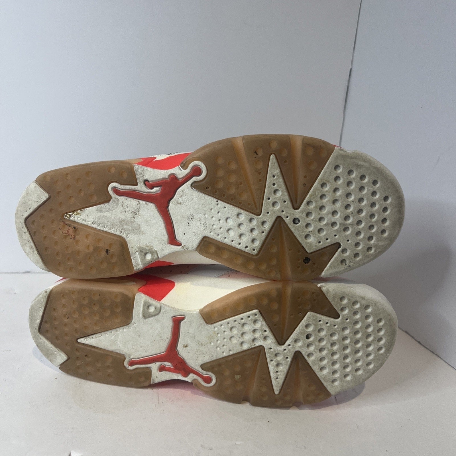 Size 6y - Jordan 6 Low Atmosphere
