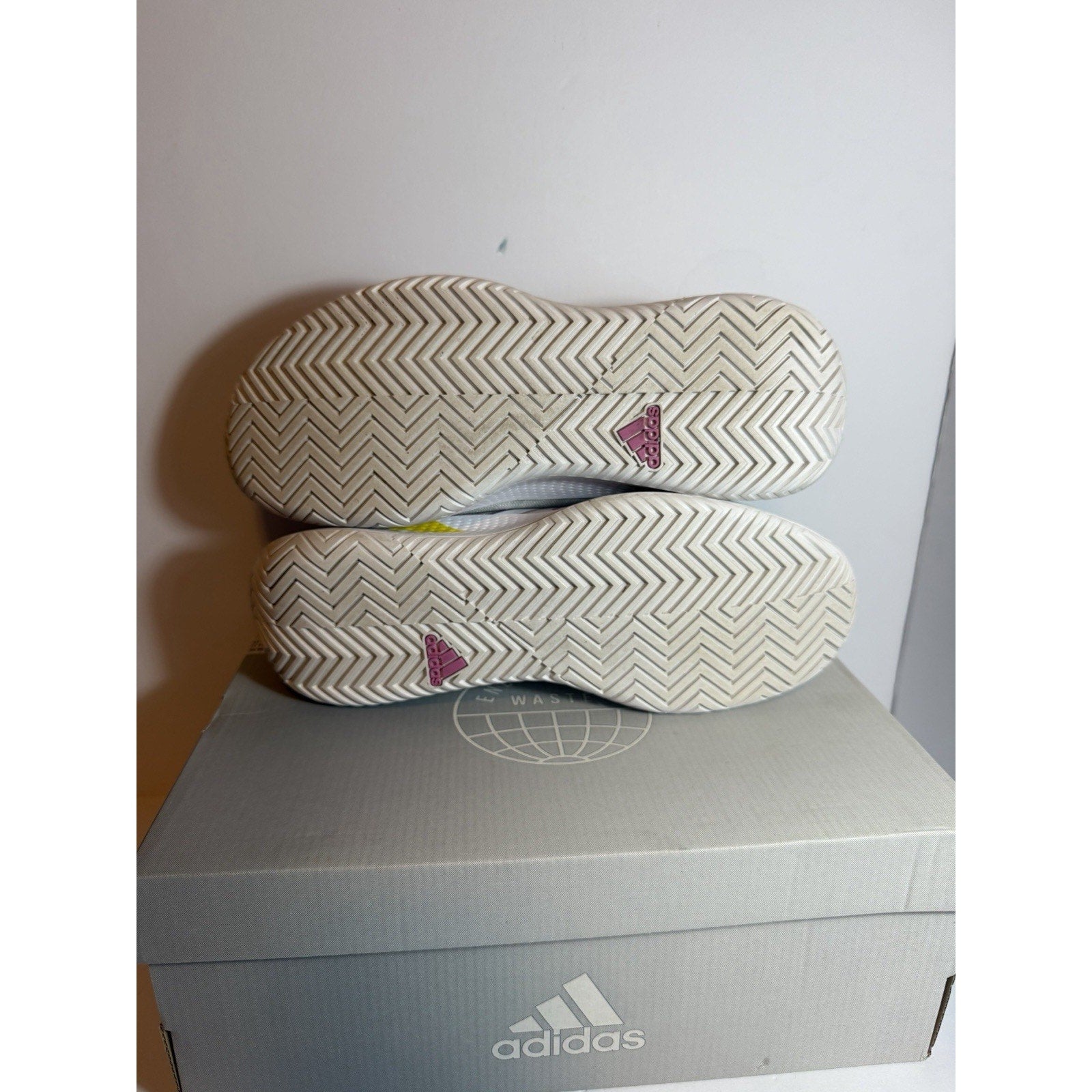 Size 8 Women’s - Adidas Defiant Speed Yellow And Purple