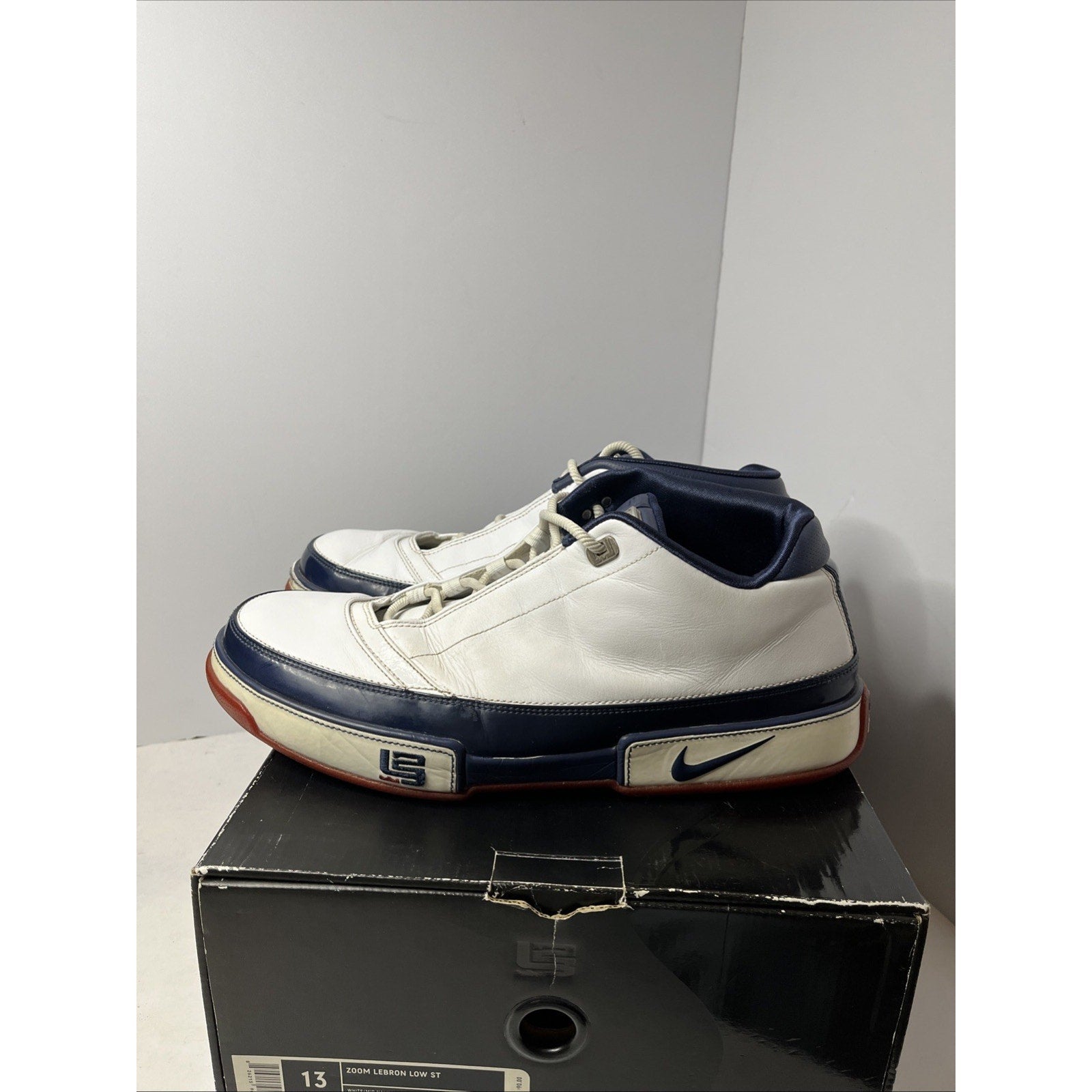 Size 13 - Lebron 2 USA 2007