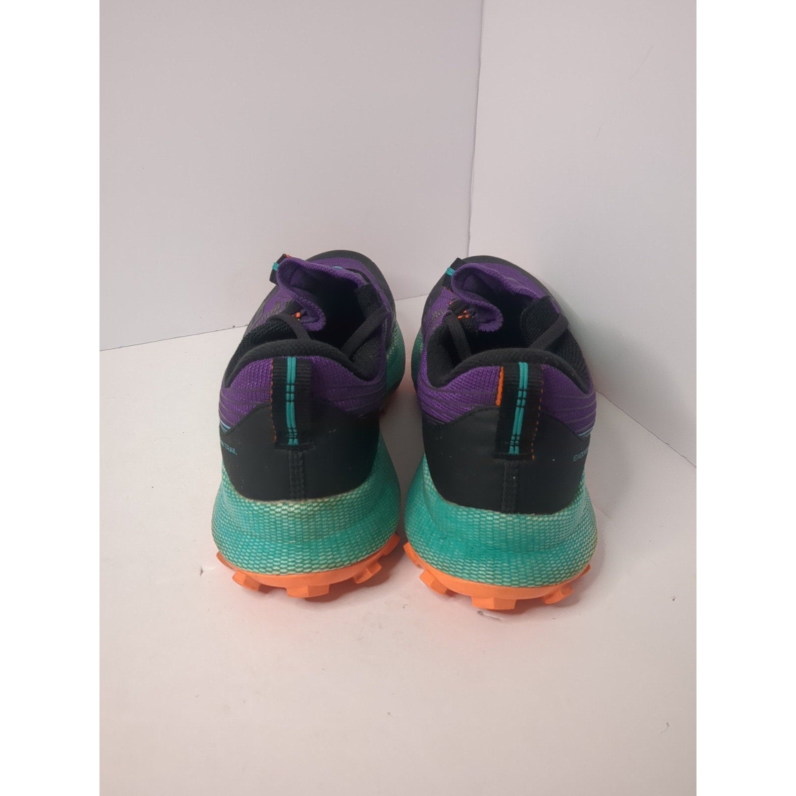 Size 10.5 - Saucony Endorphin Trail