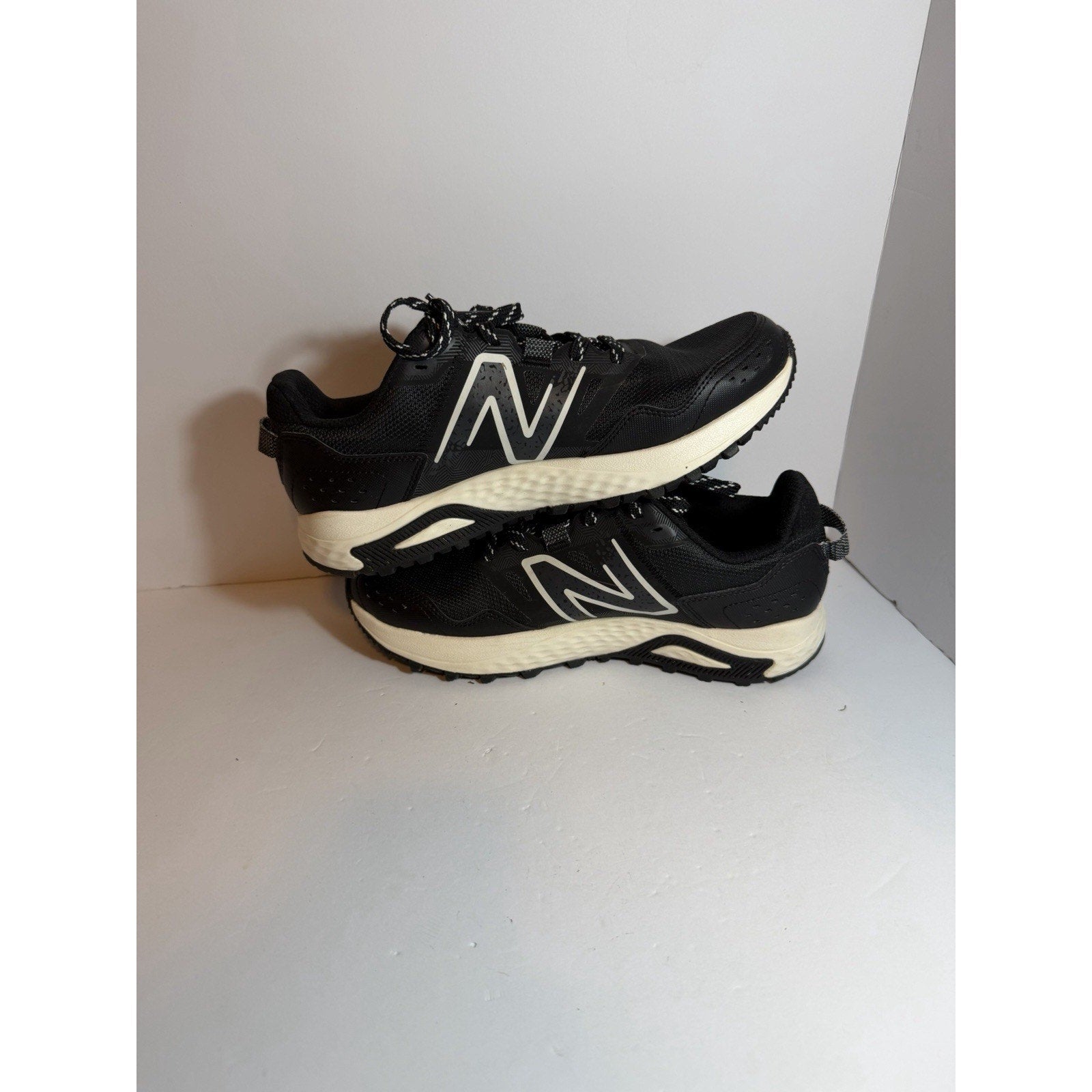Size 6 Youth - New balance T410