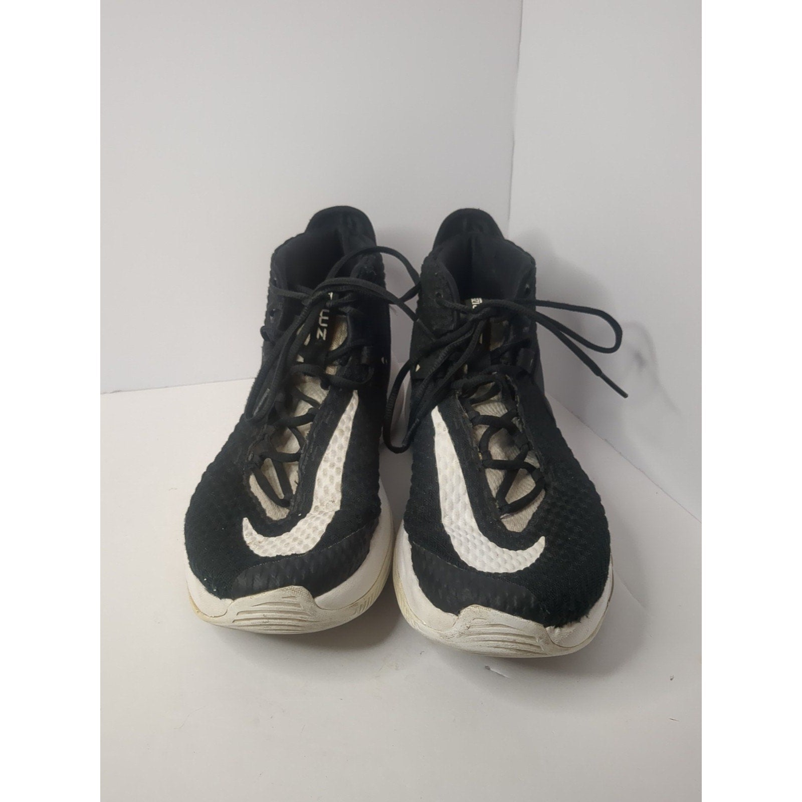 Size 14- Nike Zoom Rize