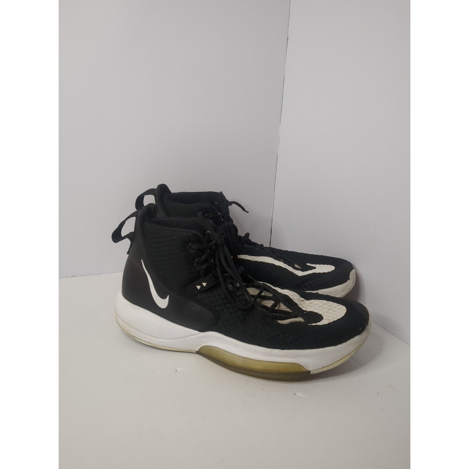 Size 14- Nike Zoom Rize