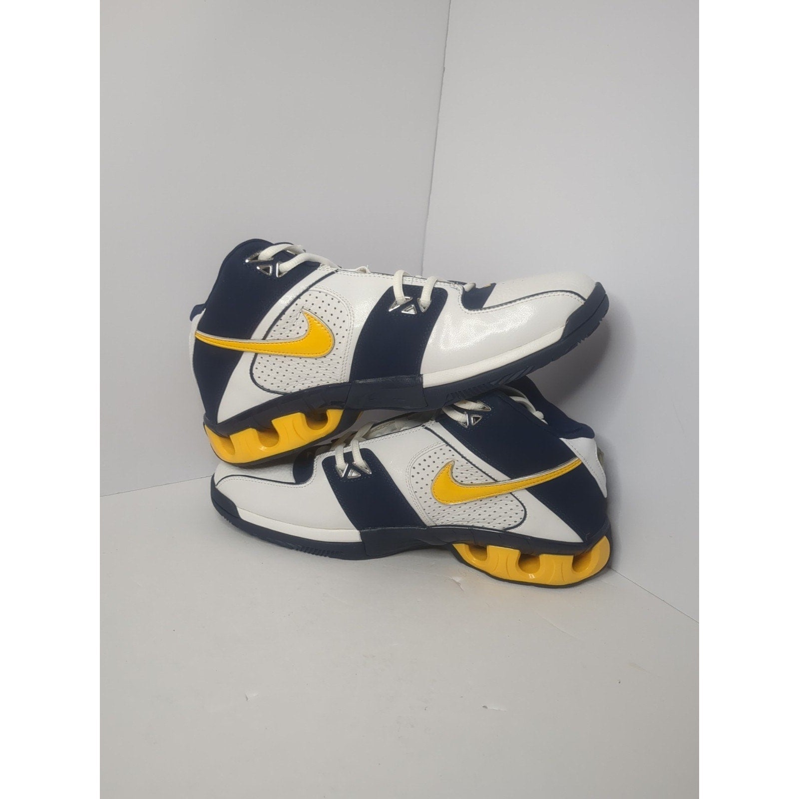 Size 13- Nike Imp Ax Dime