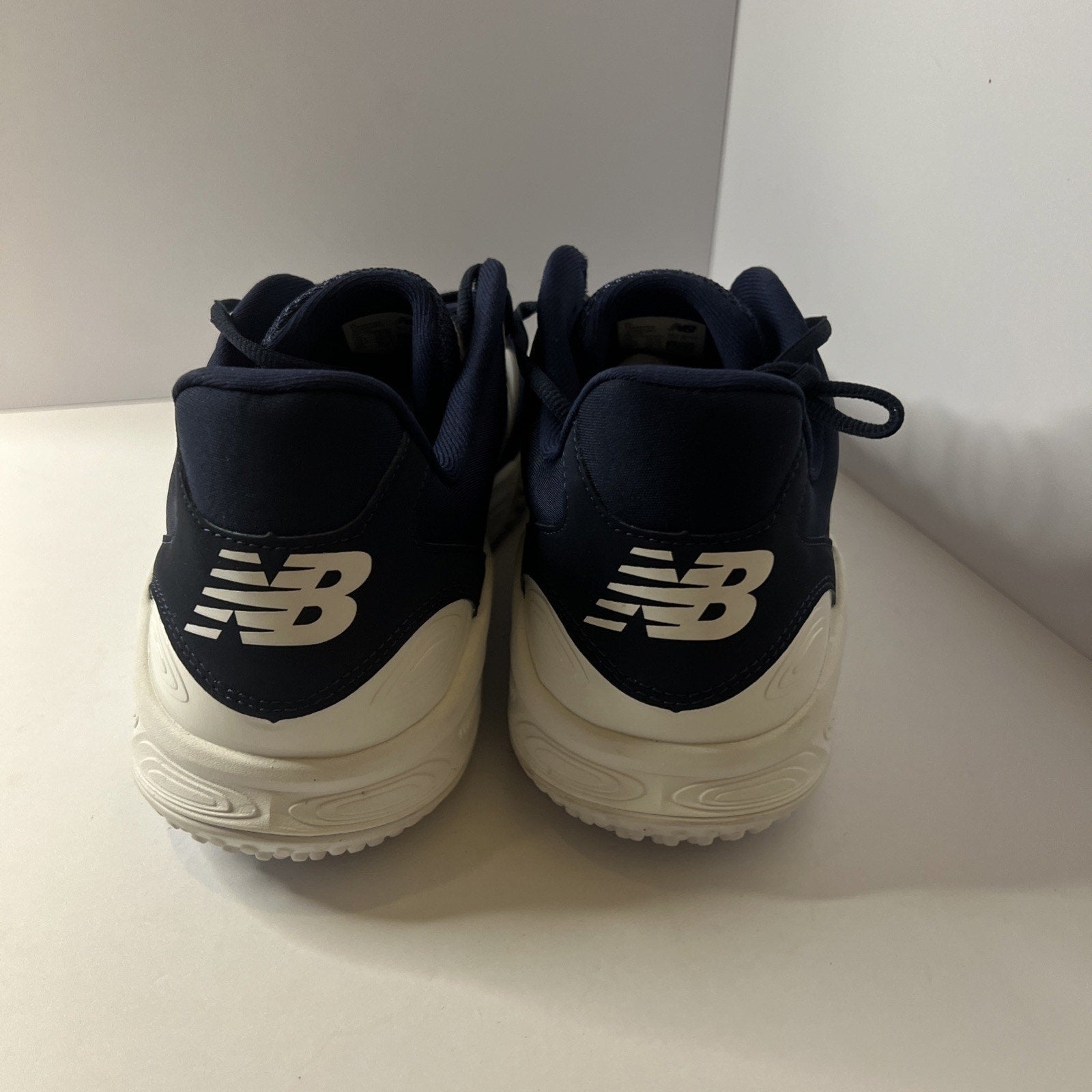 Size 15 - New Balance 3000 V7