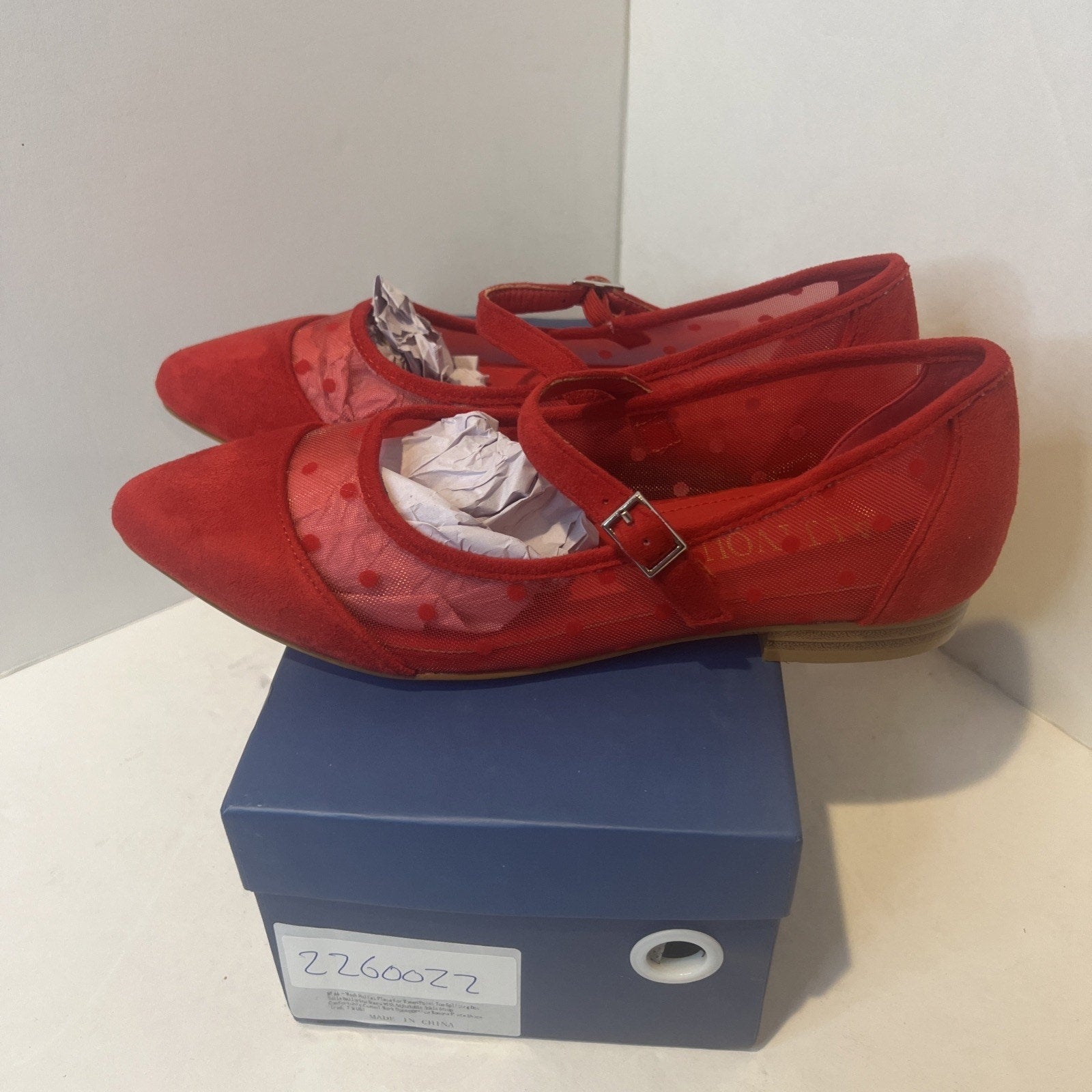 Size 7 Women’s - Red Mesh Flats