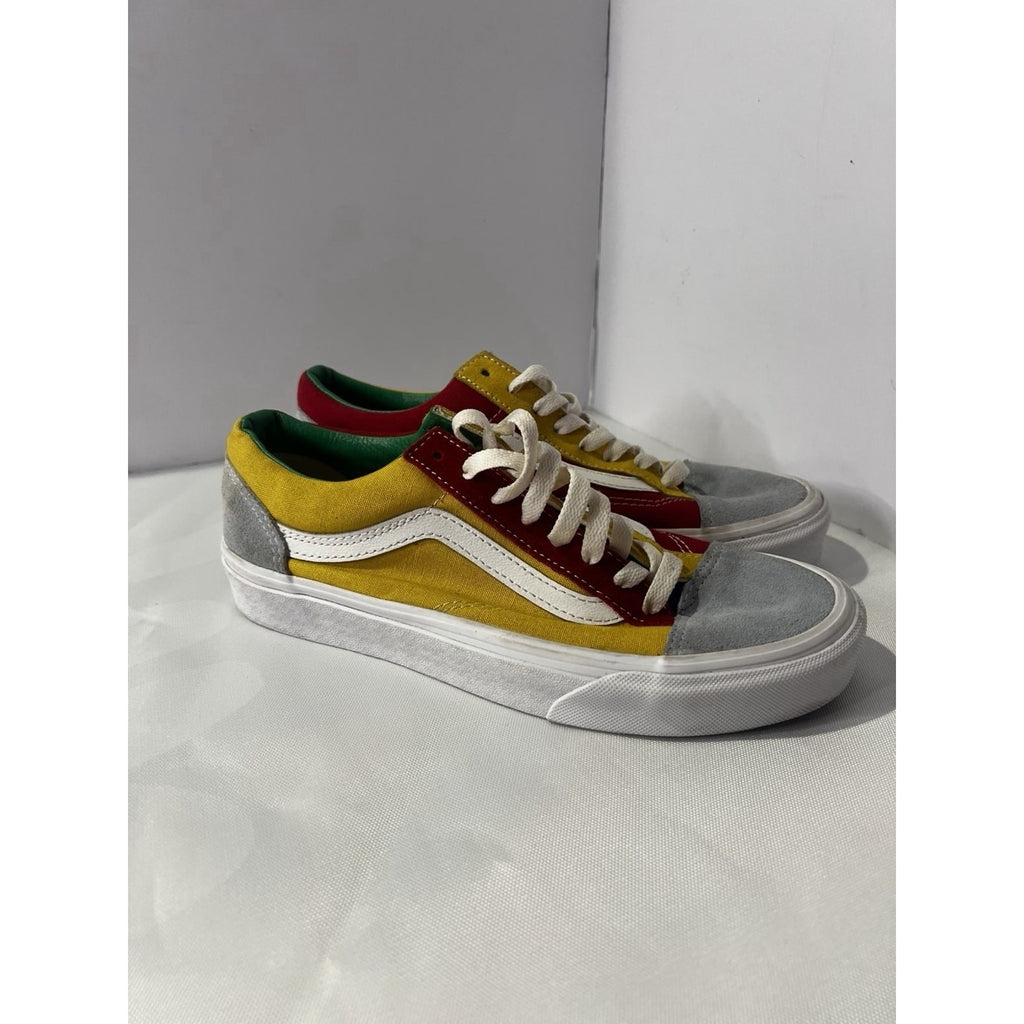 Size 6.5y- Vans Old Skool Yacht Club