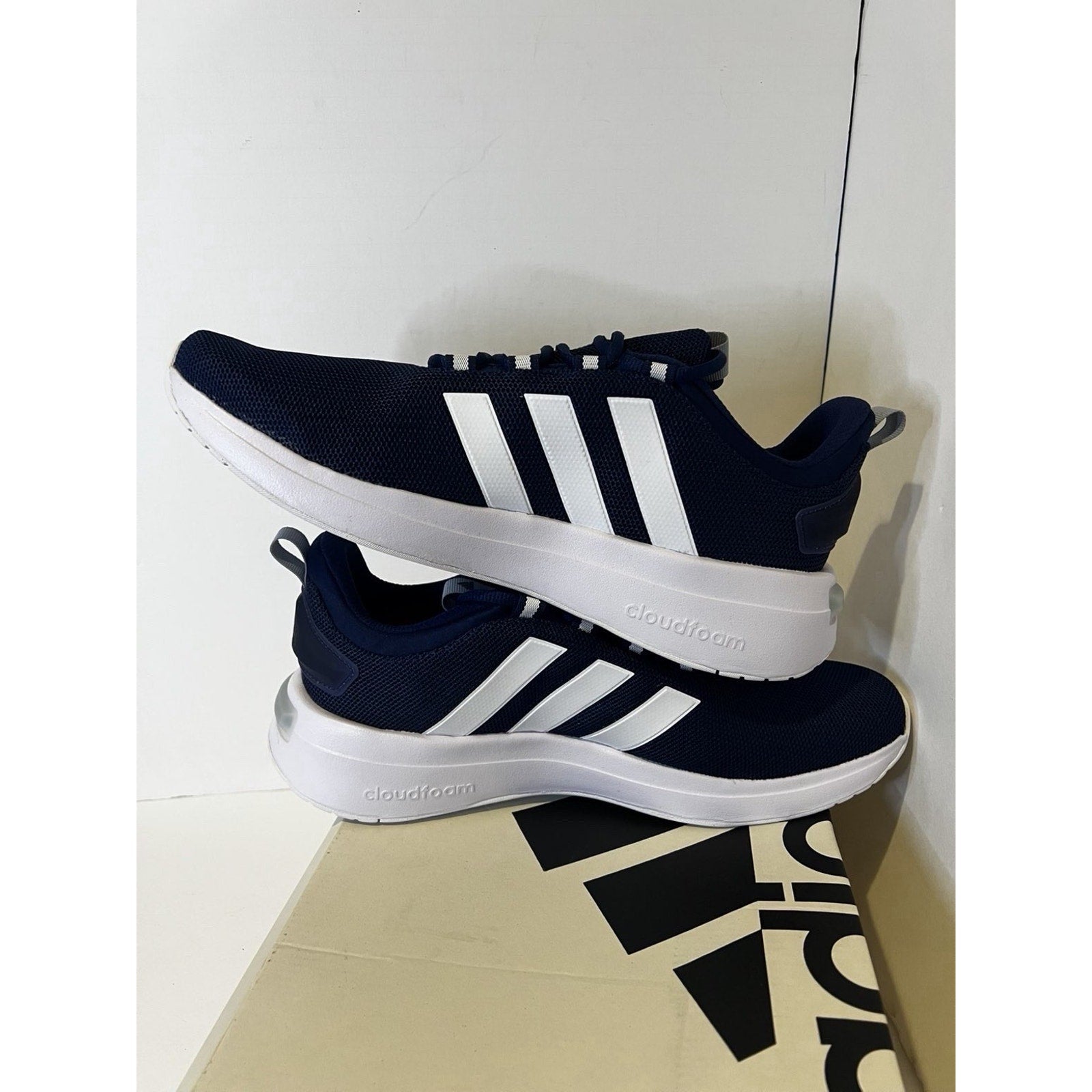 Size 11 - Adidas Men's Racer TR23
