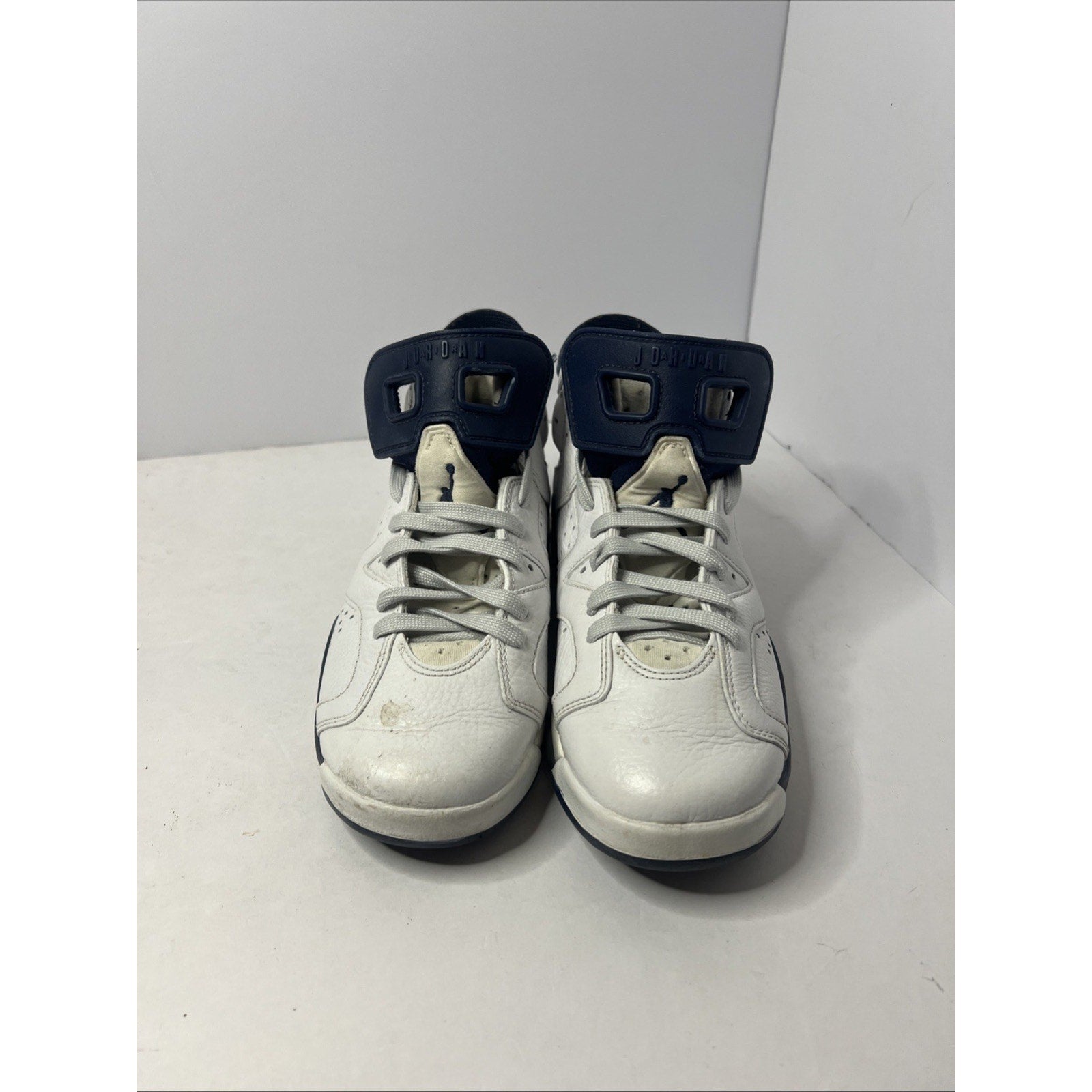 Size 5.5y - Jordan 6 Midnight Navy