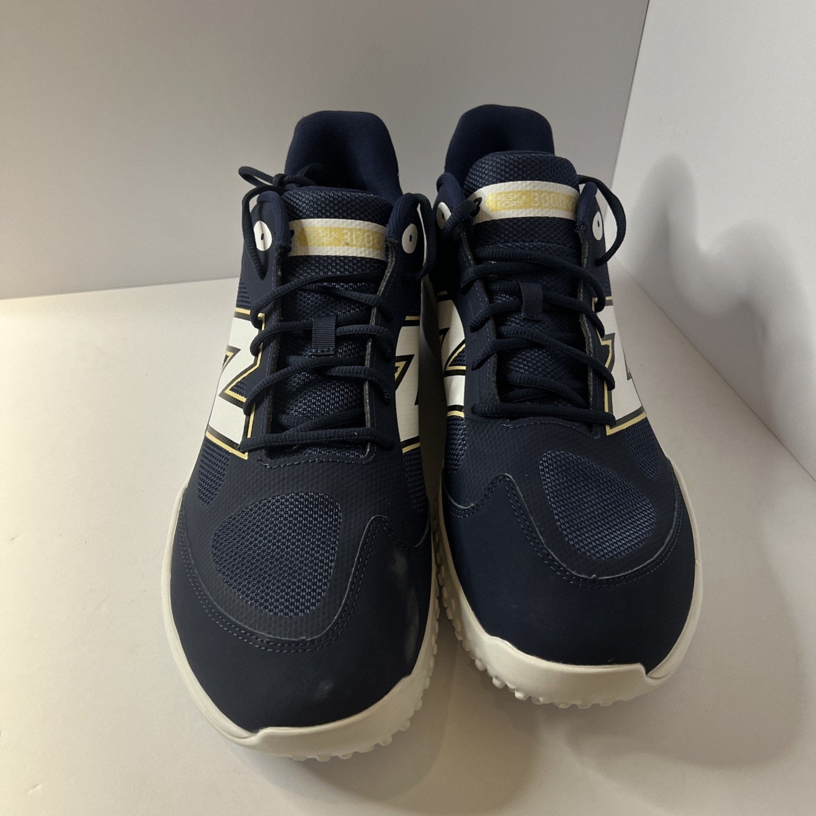 Size 15 - New Balance 3000 V7