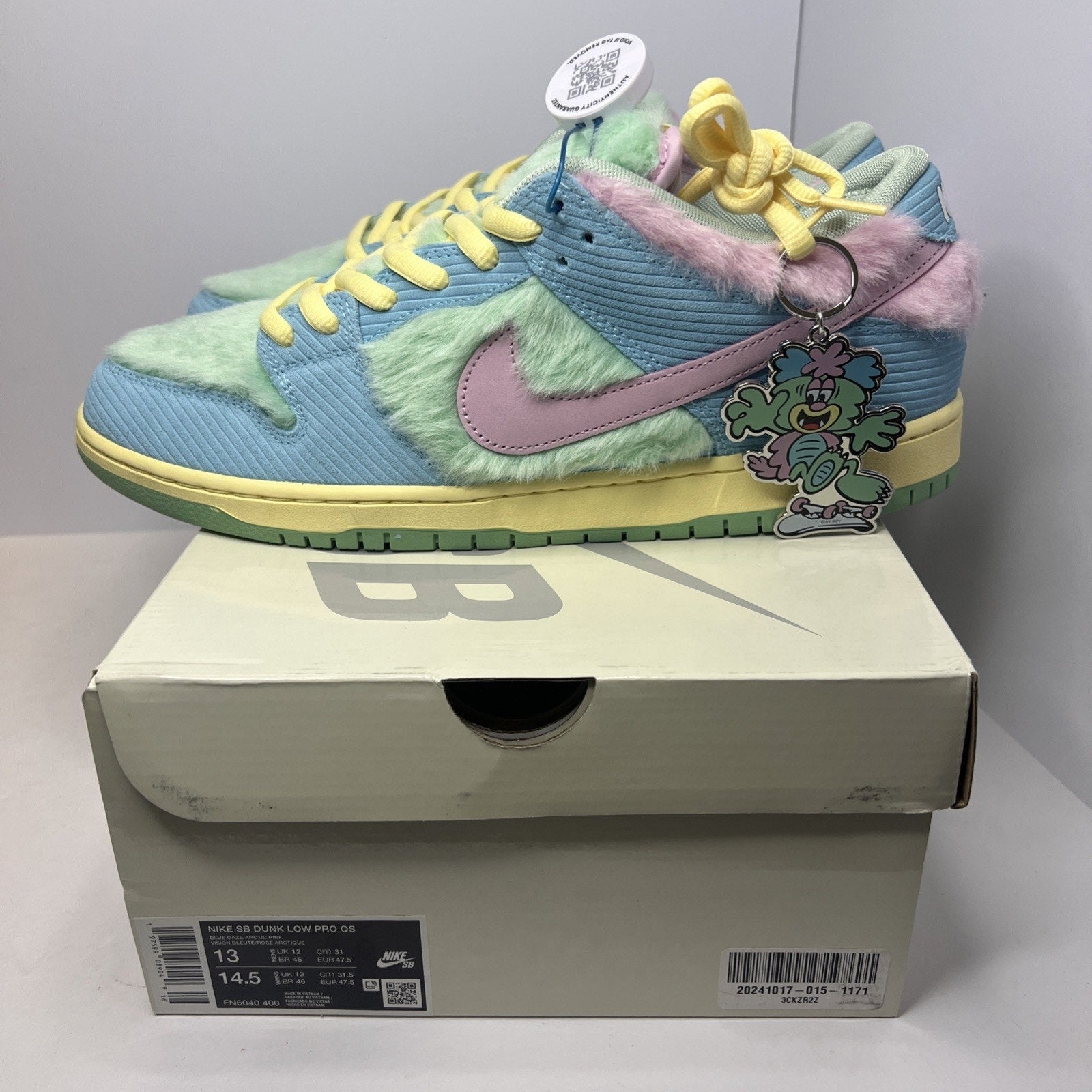 Size 13 - Very Sb Dunk Low