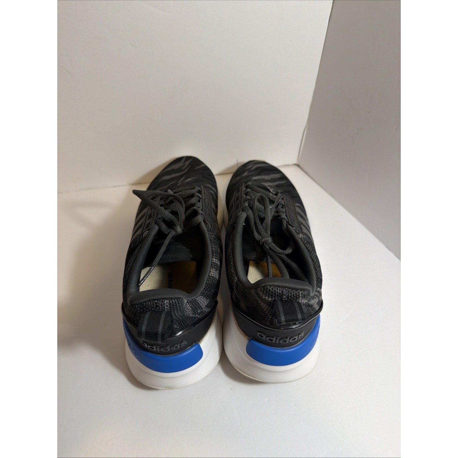 Size 9 - Adidas Racer TR21 Carbon Zebra