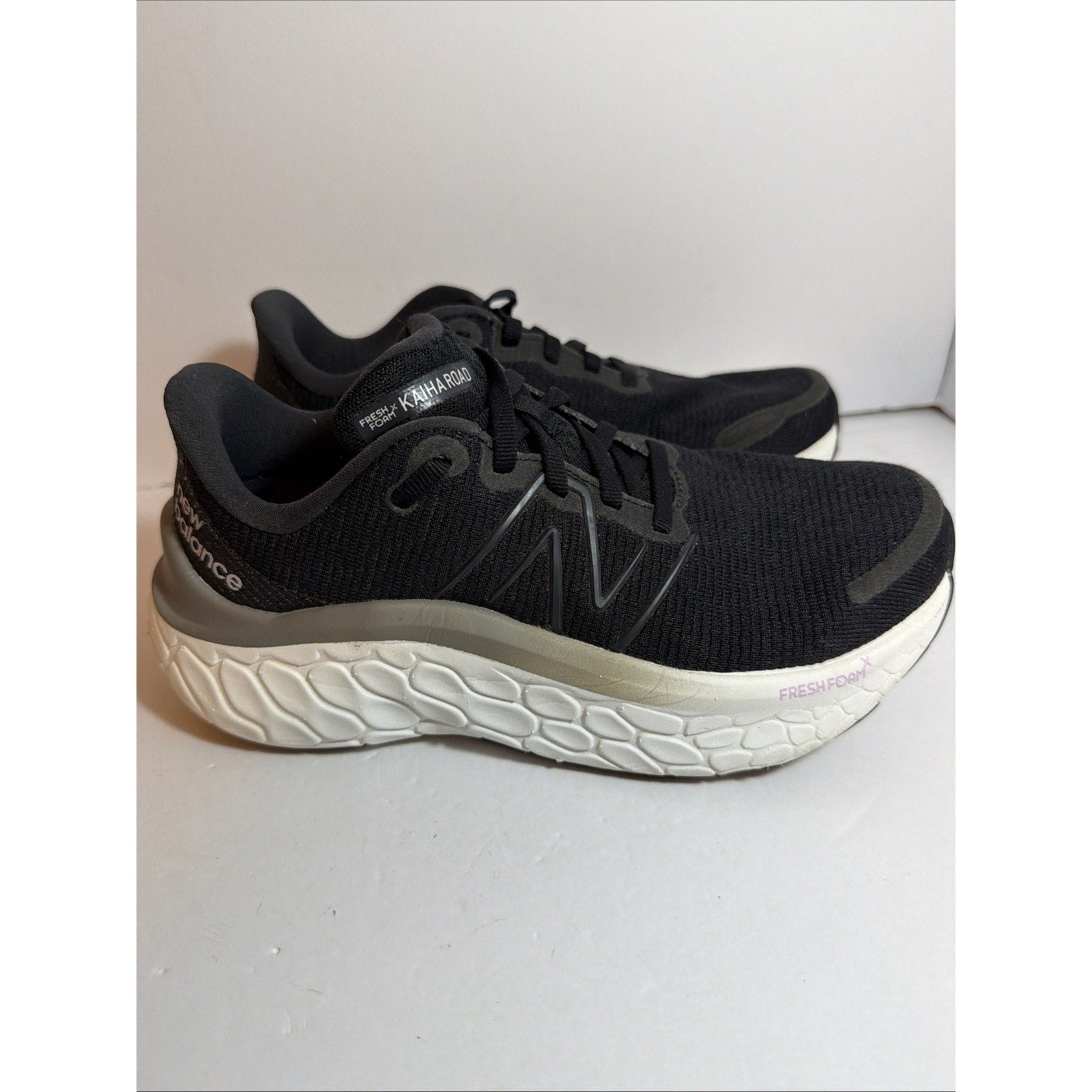 Size 5y - New Balance Fresh Foam X Kaiha Road Black Silver Metallic W