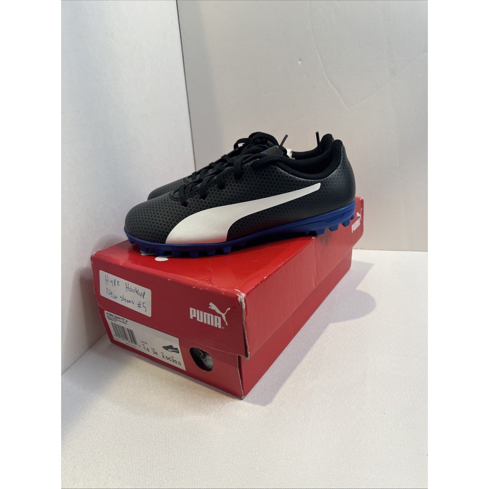 Size 2.5 Y Puma Spirit TT Jr Cleats