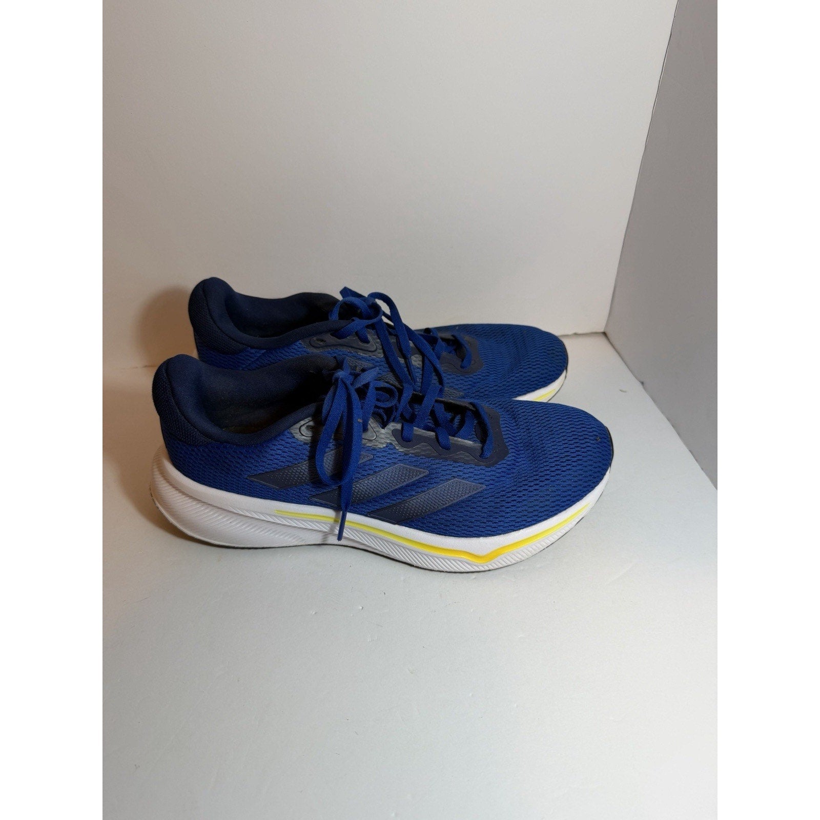 Size 9 - Adidas Response Royal Blue Spark
