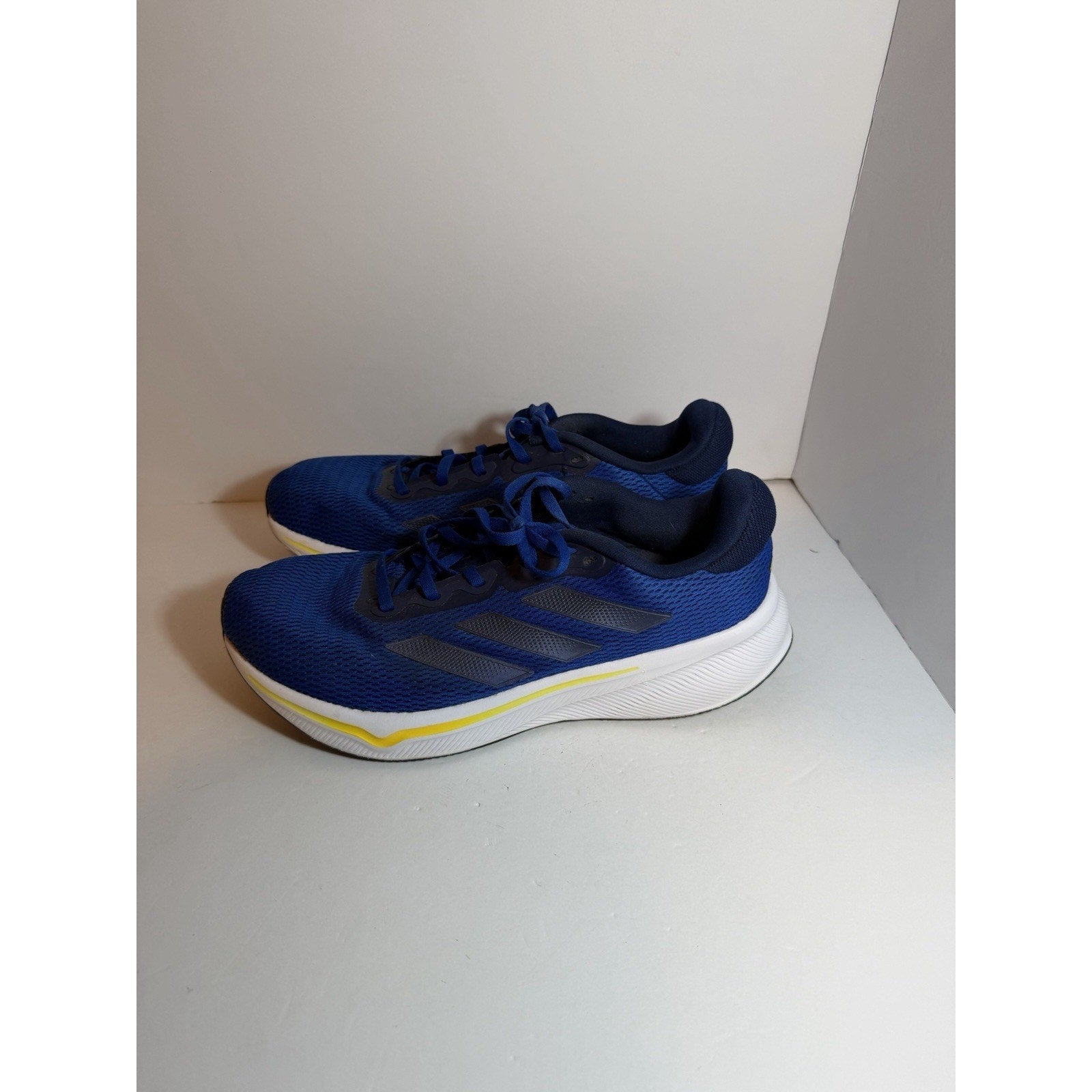 Size 9 - Adidas Response Royal Blue Spark