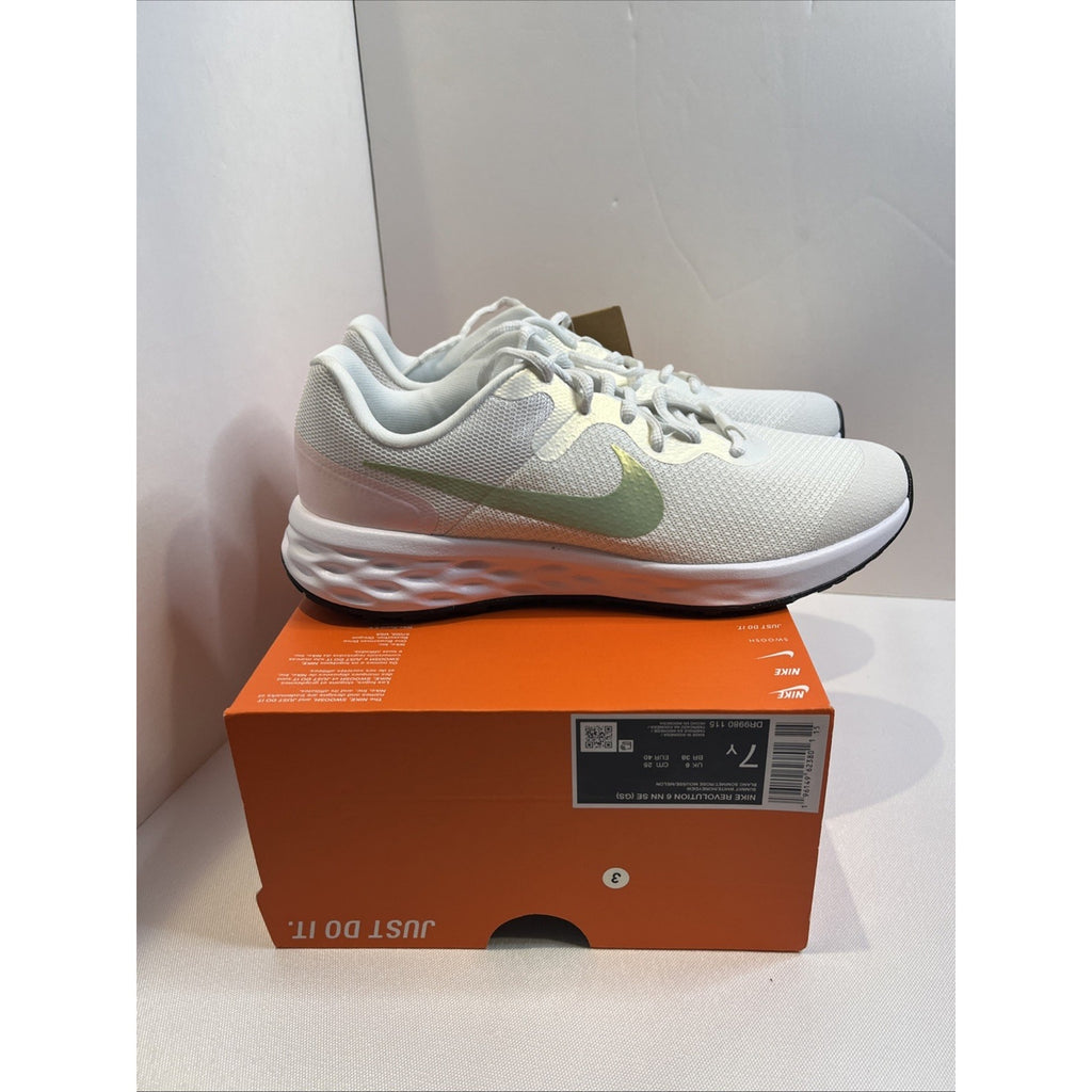 Size 7Y - Nike Revolution 6 Summit White