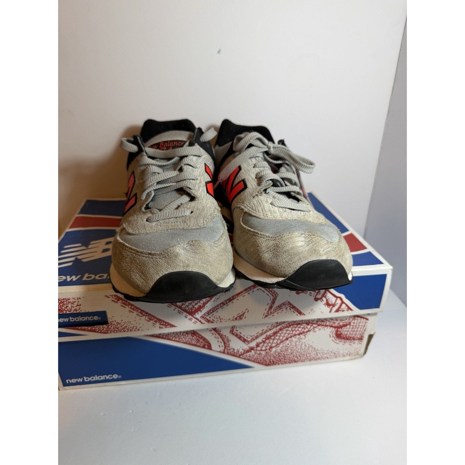 Size 10 - New Balance 574